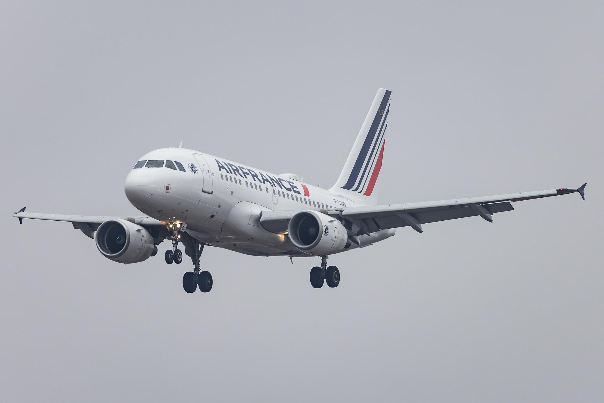 Hamburg Airport: Air France (AF / AFR) |  Airbus A318-111 A318 | F-GUGQ | MSN 2972