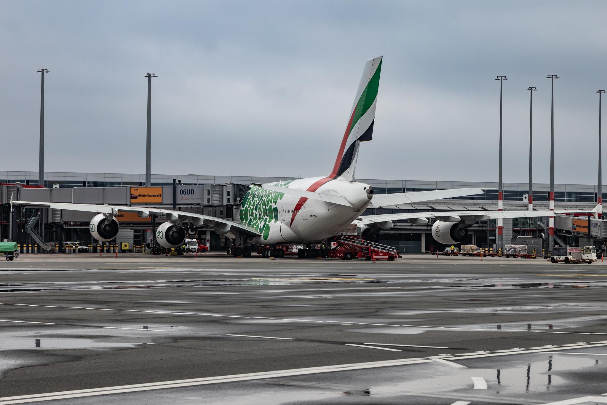 Hamburg Airport: Emirates (EK / UAE) |  Livery: Expo 2020 - Sustainability Livery |  Airbus A380-861 A388 | A6-EOW | MSN 207