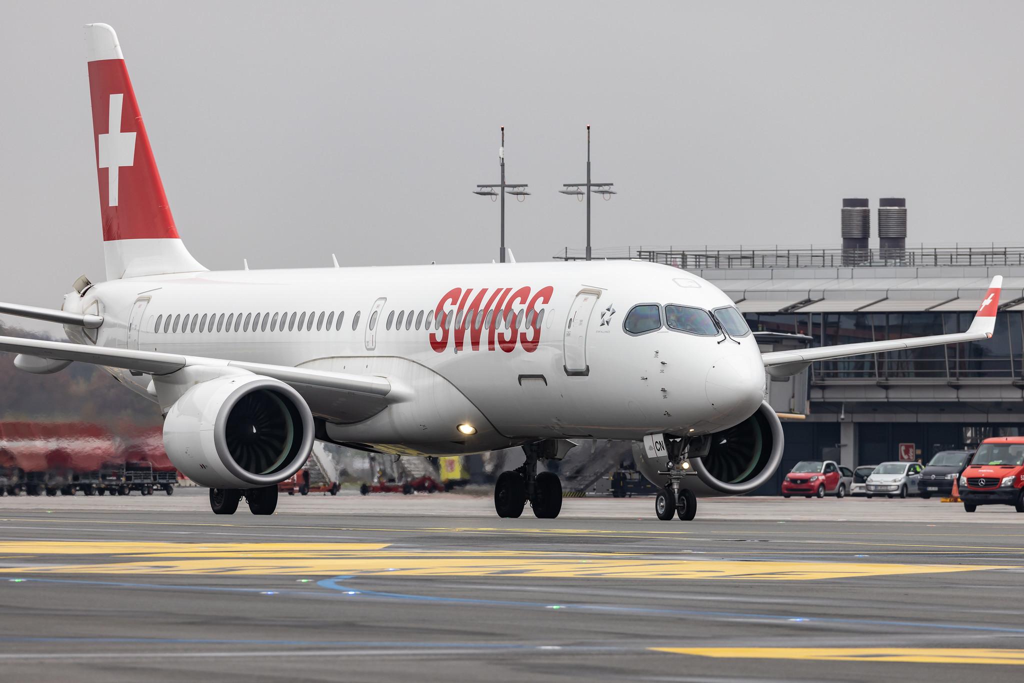 Hamburg Airport: Swiss (LX / SWR) |  Airbus A220-300 BCS3 | HB-JCN | MSN 55032