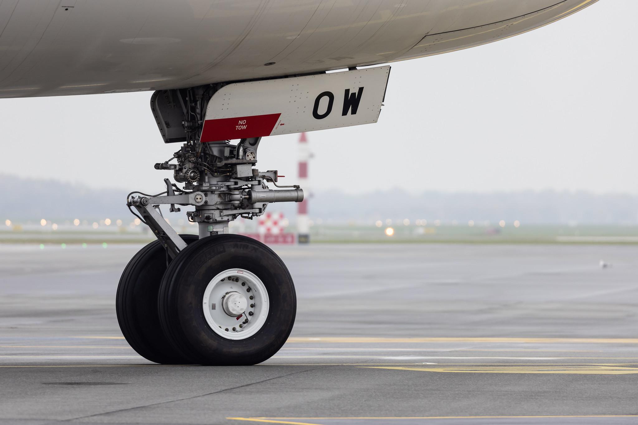 Hamburg Airport: Emirates (EK / UAE) |  Livery: Expo 2020 - Sustainability Livery |  Airbus A380-861 A388 | A6-EOW | MSN 207