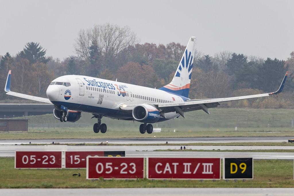 Hamburg Airport: SunExpress (XQ / SXS) |  Boeing 737-8AS B738 | TC-SOO | MSN 33558