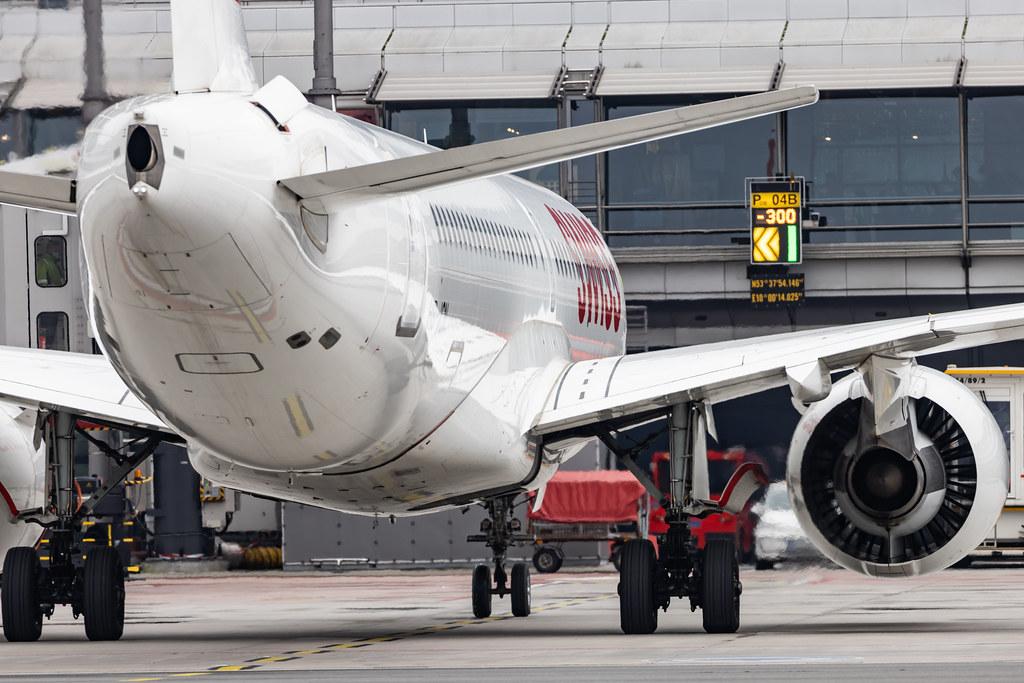 Hamburg Airport: Swiss (LX / SWR) |  Airbus A220-300 BCS3 | HB-JCN | MSN 55032