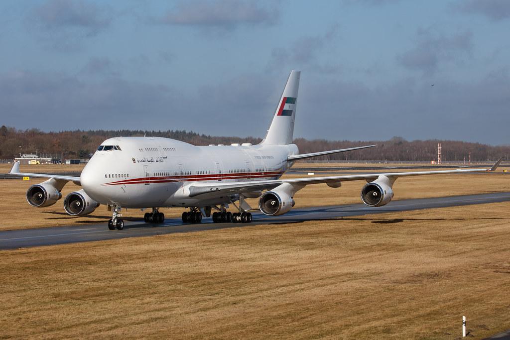 Hamburg Airport: Dubai Air Wing (/ DUB) | Boeing 747-48E(M) B747 | A6-HMM | MSN 28551