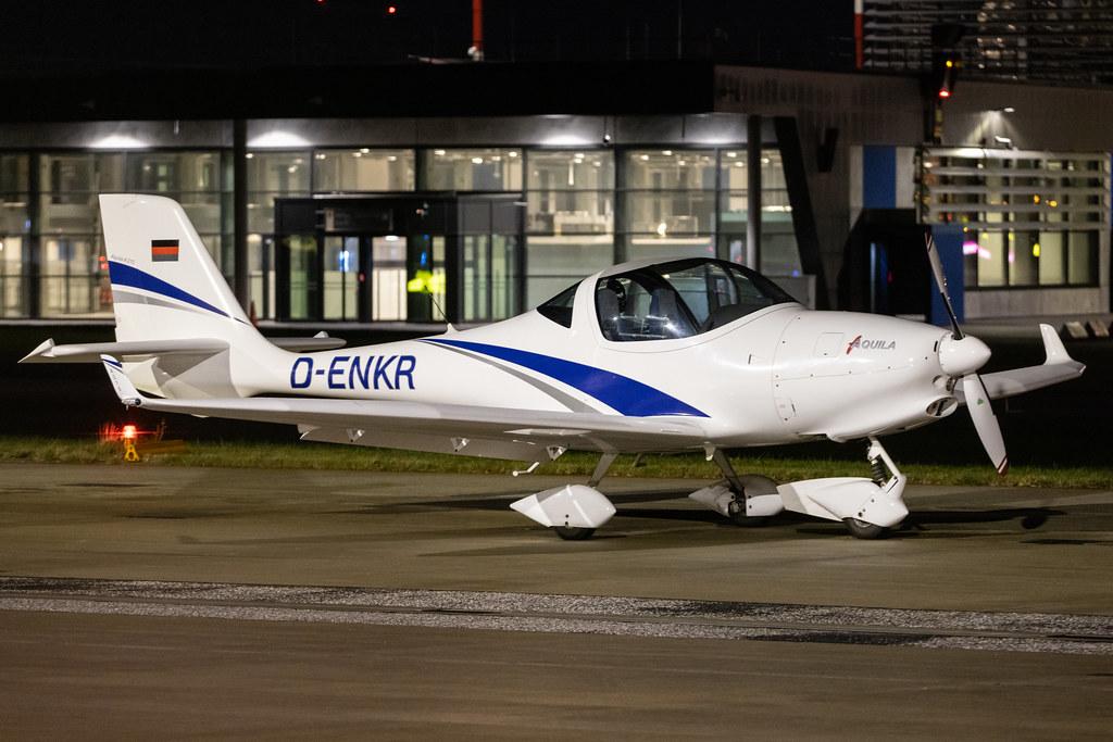 Hamburg Airport: Private owner |  Aquila A210 A210 | D-ENKR | MSN AT01-189 L1P