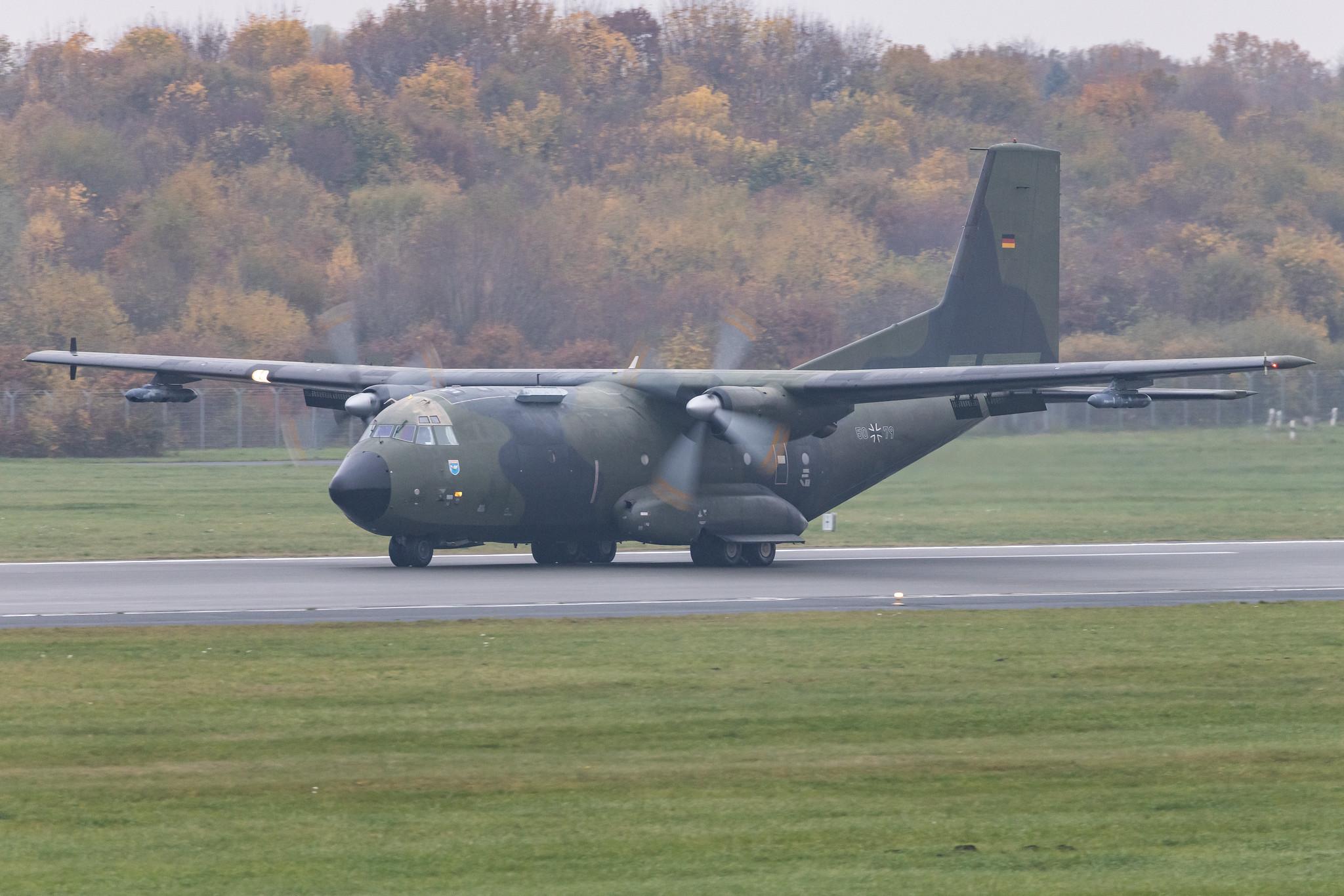 Hamburg Airport: Hamburg Airport: German Air Force (/ GAF) | Transall C-160D C160 | 50+79 | MSN D116