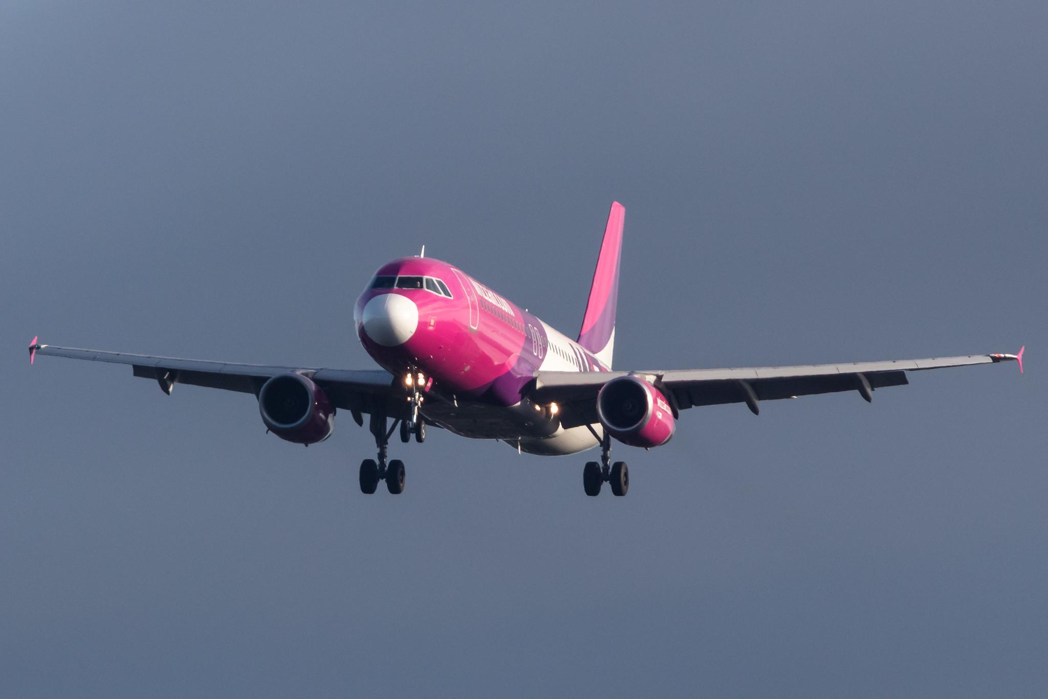 Hamburg Airport: Wizz Air (W6 / WZZ) |  Airbus A320-232 A320 | HA-LPR | MSN 3430