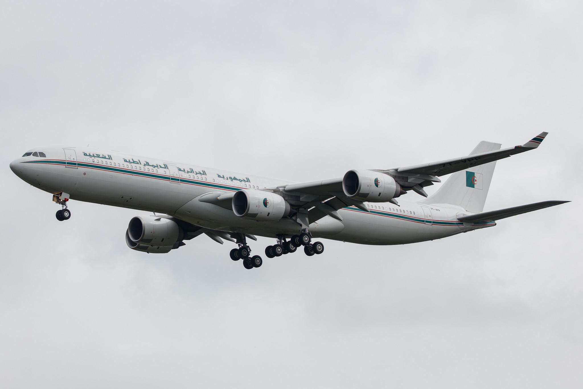 Hamburg Airport: Algerian Government |  Airbus A340-541 A345 | 7T-VPP | MSN 0917