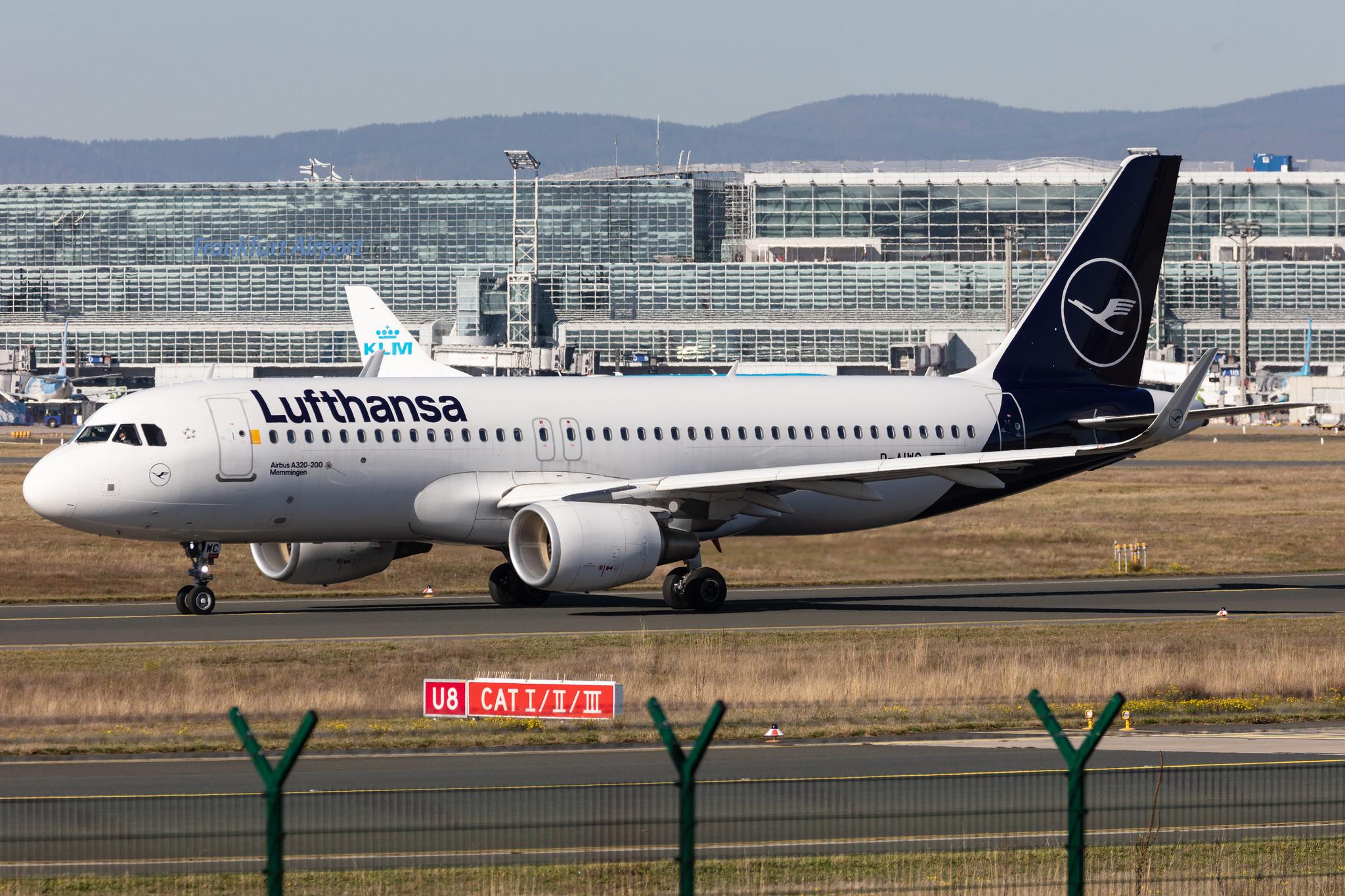 Frankfurt Airport: Lufthansa (LH / DLH) |  Airbus A320-214 A320 | D-AIWC | MSN 8667