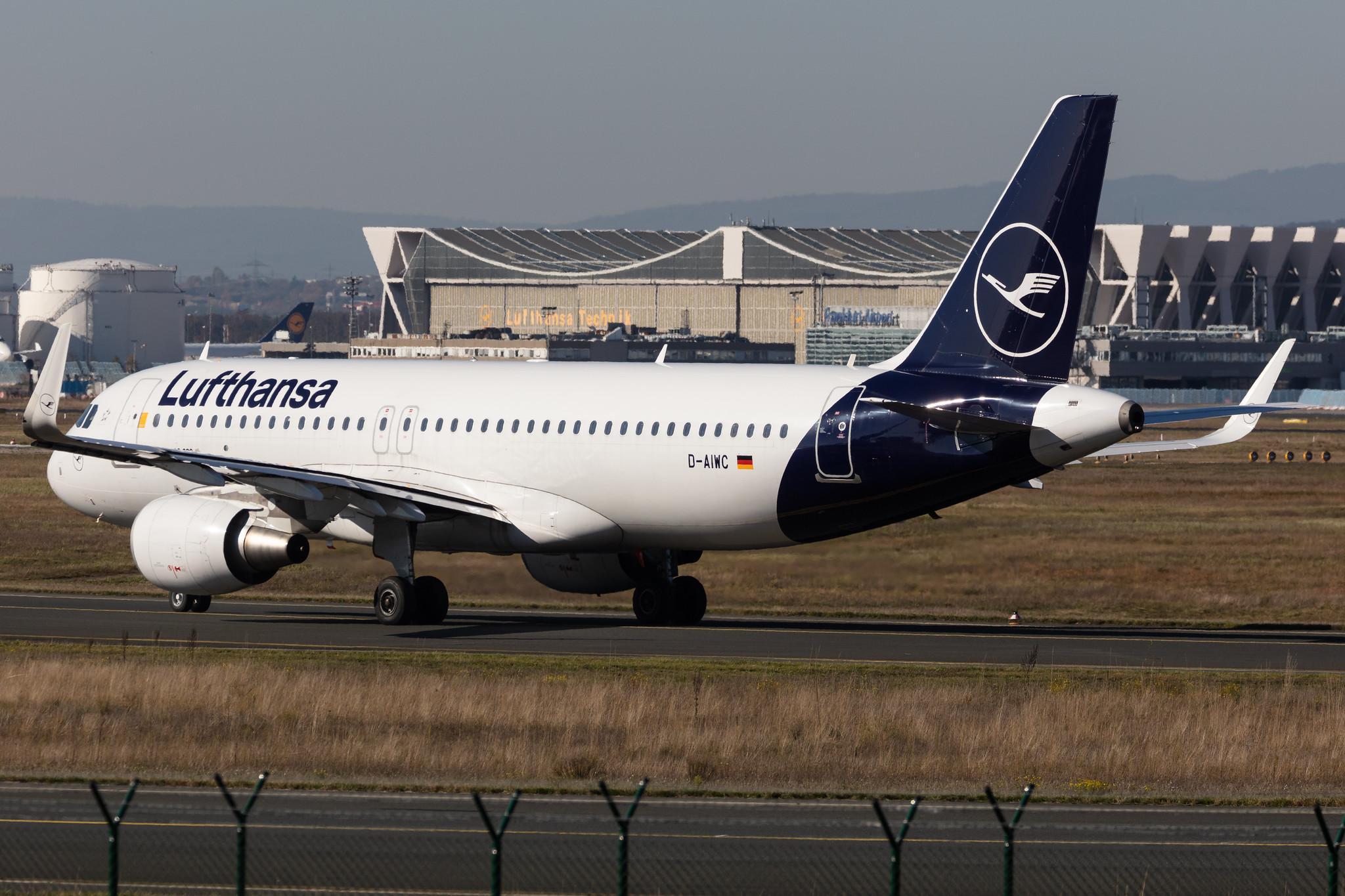 Frankfurt Airport: Lufthansa (LH / DLH) |  Airbus A320-214 A320 | D-AIWC | MSN 8667