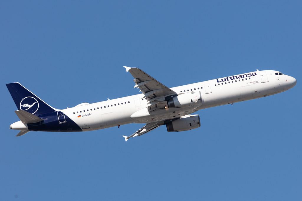 Frankfurt Airport: Lufthansa (LH / DLH) |  Airbus A321-231 A321 | D-AIDB | MSN 4545