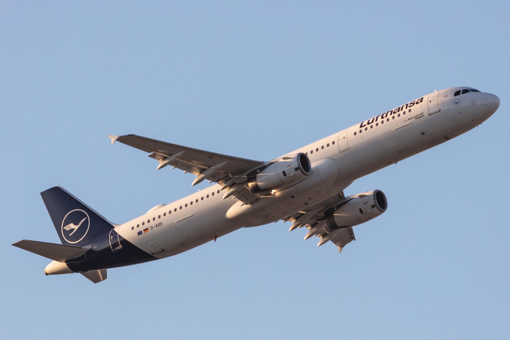 Frankfurt Airport: Lufthansa (LH / DLH) |  Airbus A321-231 A321 | D-AIDI | MSN 4753