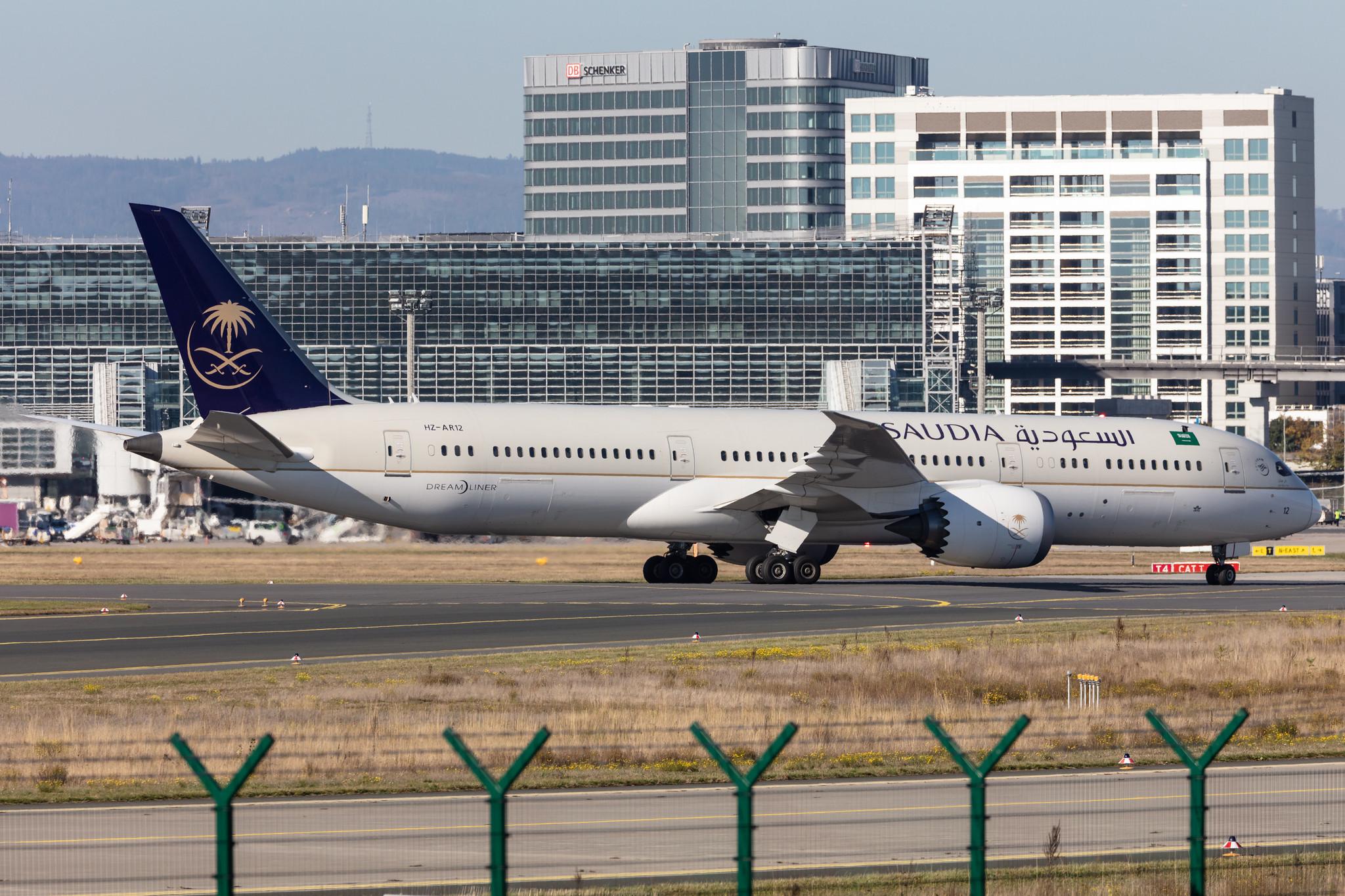 Frankfurt Airport: Saudia (SV / SVA) |  Boeing 787-9 Dreamliner B789 | HZ-AR12 | MSN 40046