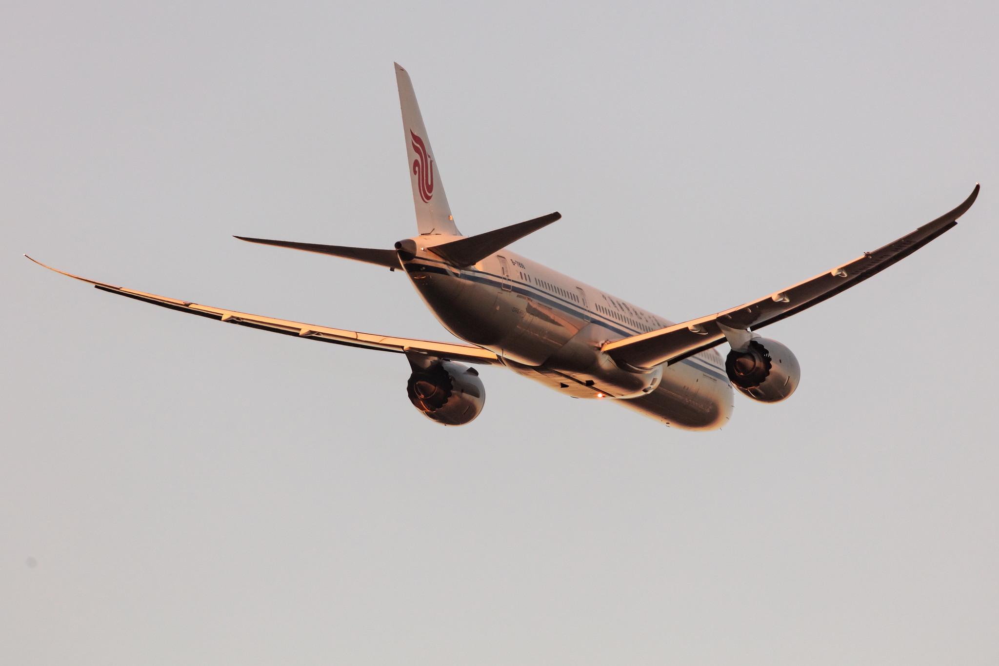 Frankfurt Airport: Air China (CA / CCA) |  Boeing 787-9 Dreamliner B789 | B-7898 | MSN 34310