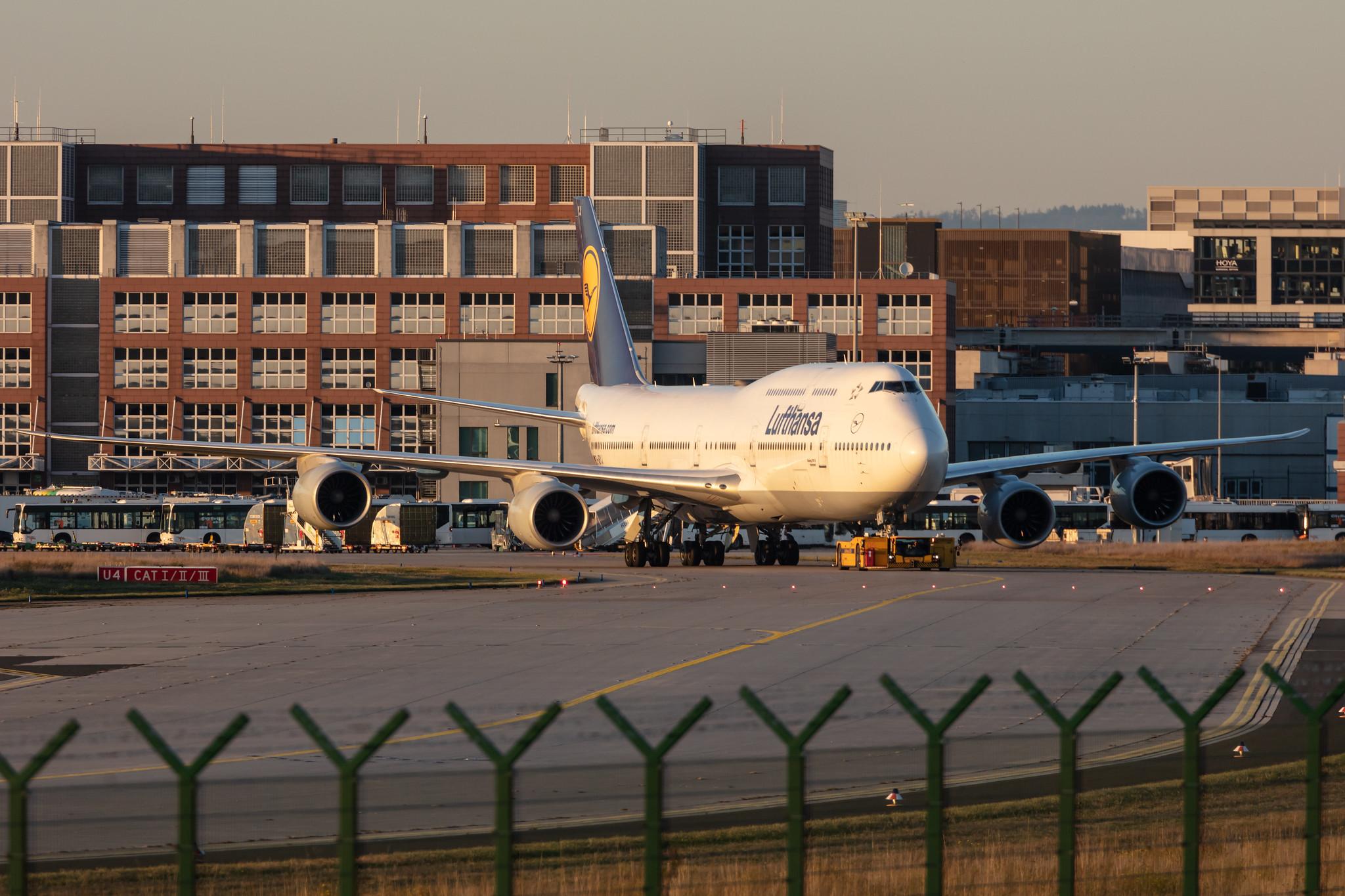 Frankfurt Airport: Lufthansa (LH / DLH) |  Boeing 747-830 B748 | D-ABYJ | MSN 37834