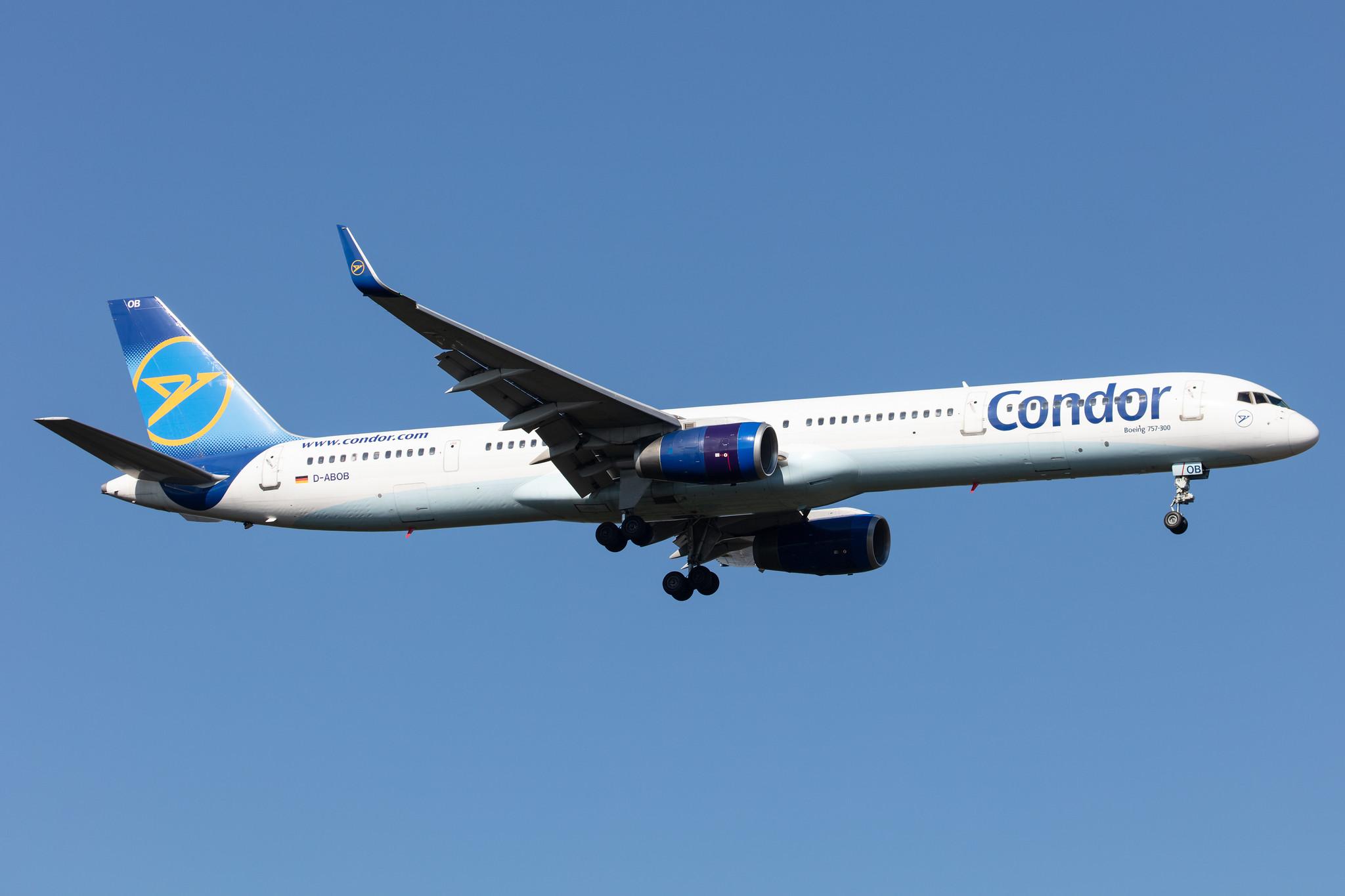 Frankfurt Airport: Condor (DE / CFG) |  Boeing 757-330 B753 | D-ABOB | MSN 29017