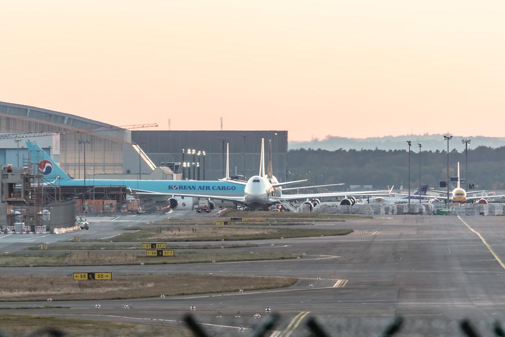 Frankfurt Airport: Korean Air (KE / KAL) |  Boeing 777-300(ER) B77W | HL8347 | MSN 63435