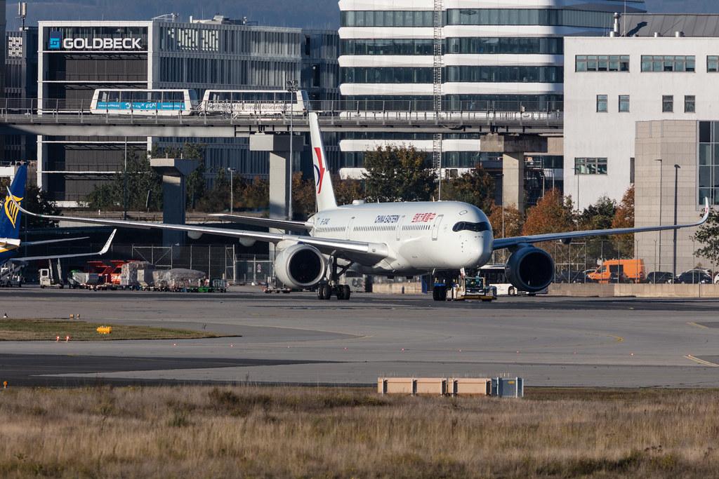 Frankfurt Airport: China Eastern Airlines (MU / CES) |  Airbus A350-941 A359 | B-304D | MSN 248