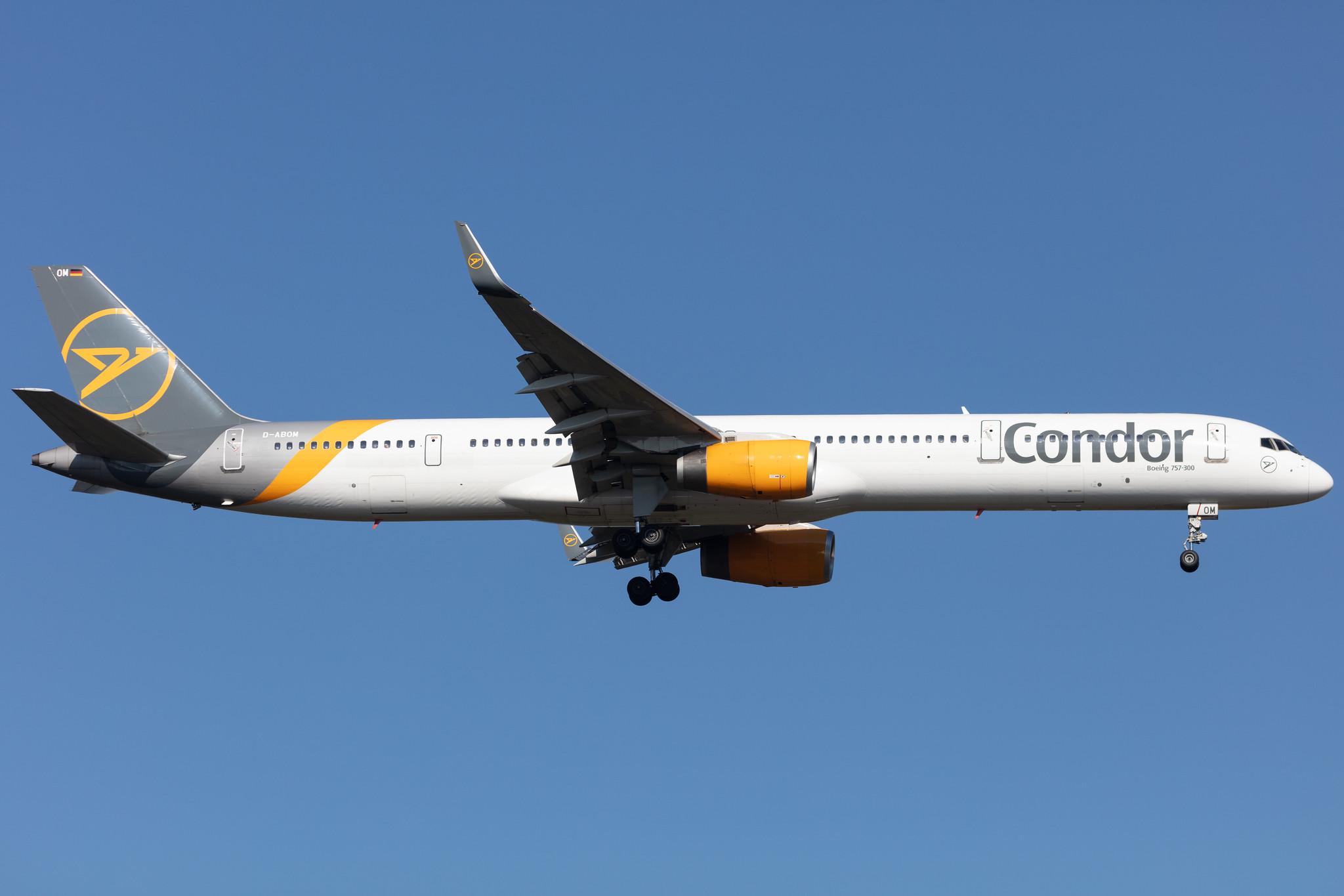 Frankfurt Airport: Condor (DE / CFG) |  Boeing 757-330 B753 | D-ABOM | MSN 29022