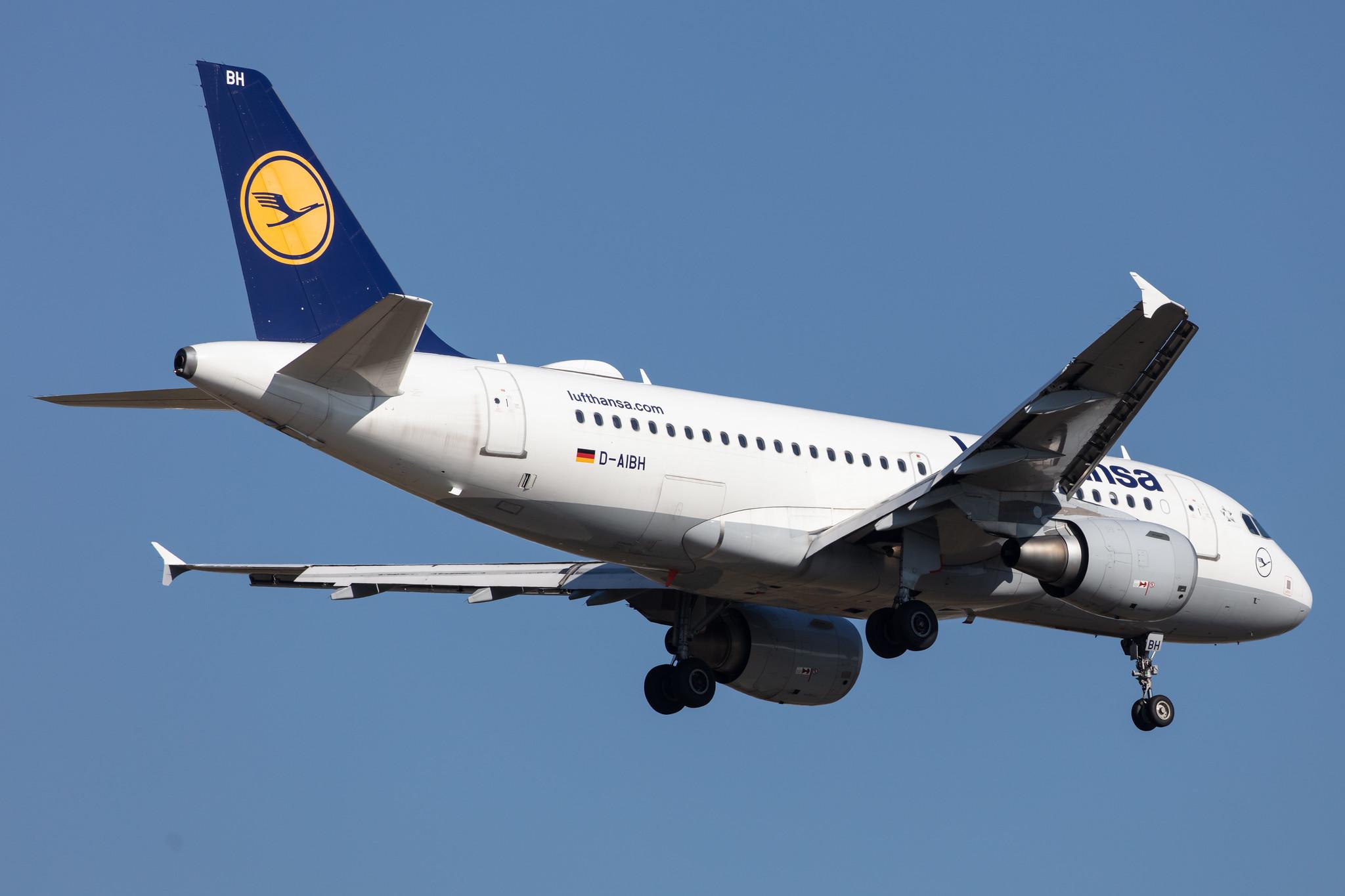 Frankfurt Airport: Lufthansa (LH / DLH) | Airbus A319-112 A319 | D-AIBH | MSN 5239