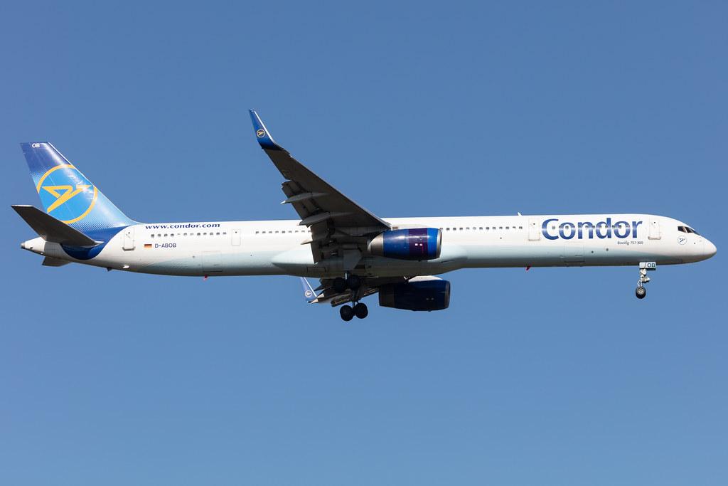 Frankfurt Airport: Condor (DE / CFG) |  Boeing 757-330 B753 | D-ABOB | MSN 29017