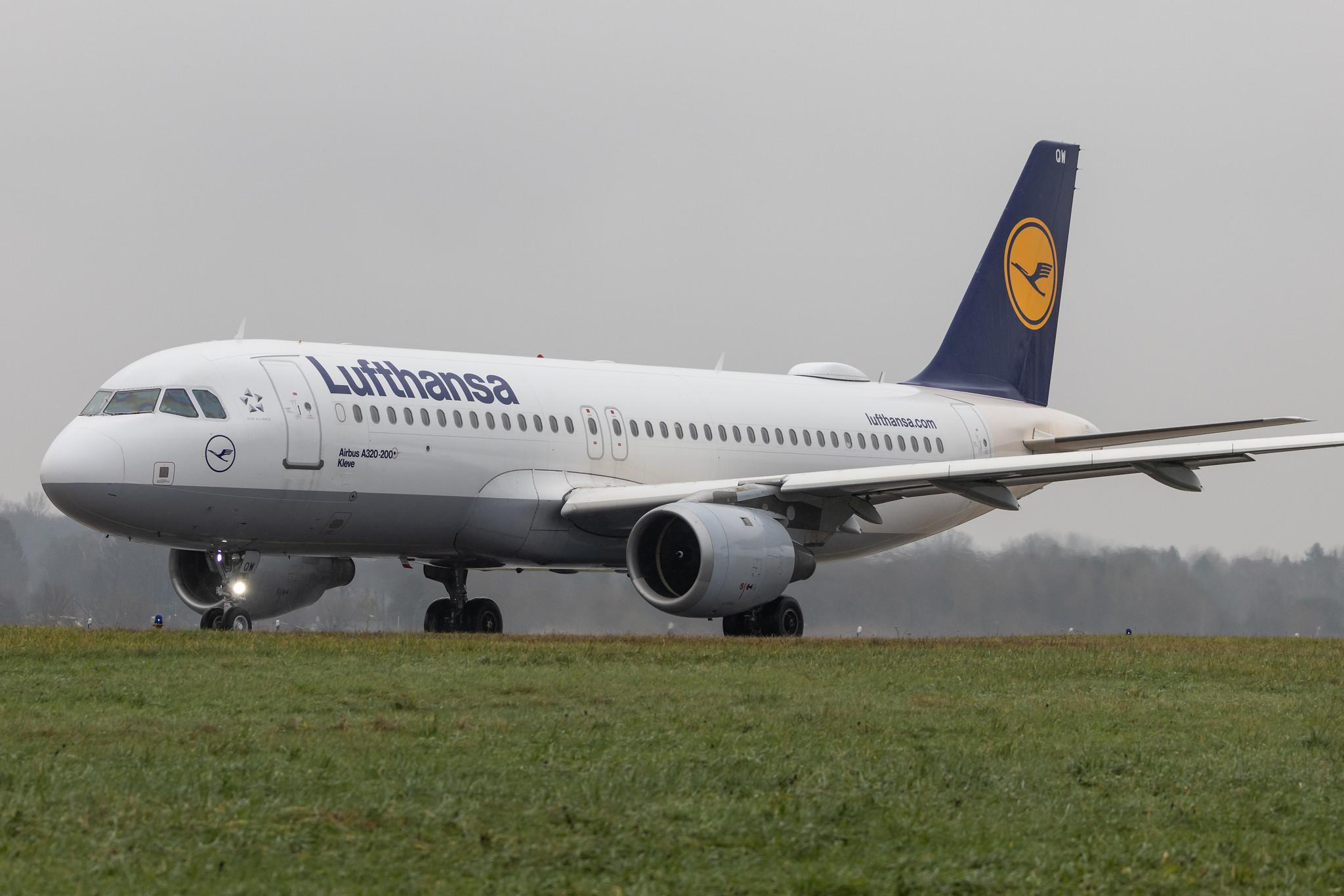 Hamburg Airport: Lufthansa (LH / DLH) |  Airbus A320-211 A320 | D-AIQW | MSN 1367