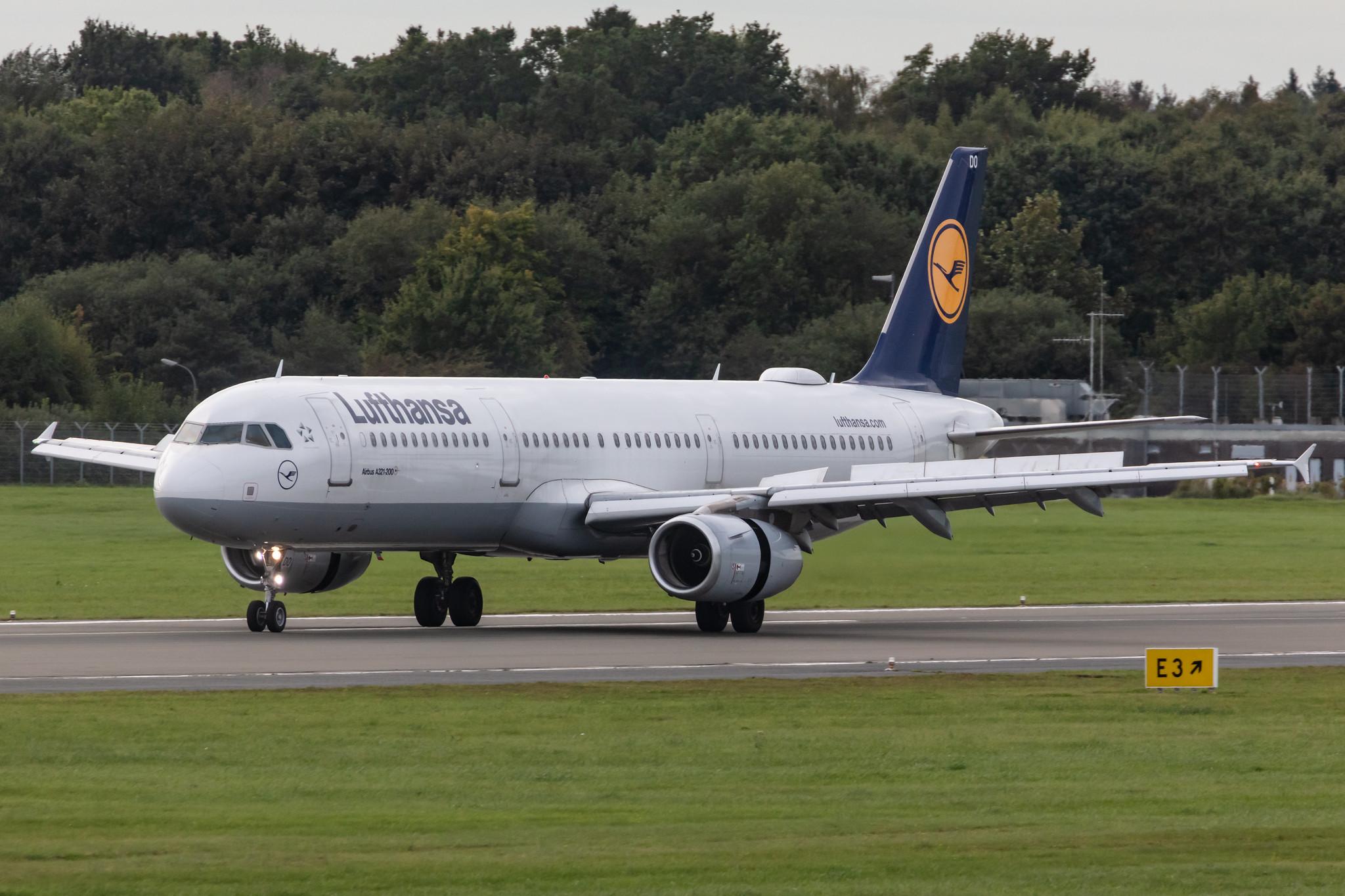 Hamburg Airport: Lufthansa (LH / DLH) |  Airbus A321-231 A321 | D-AIDO | MSN 4994