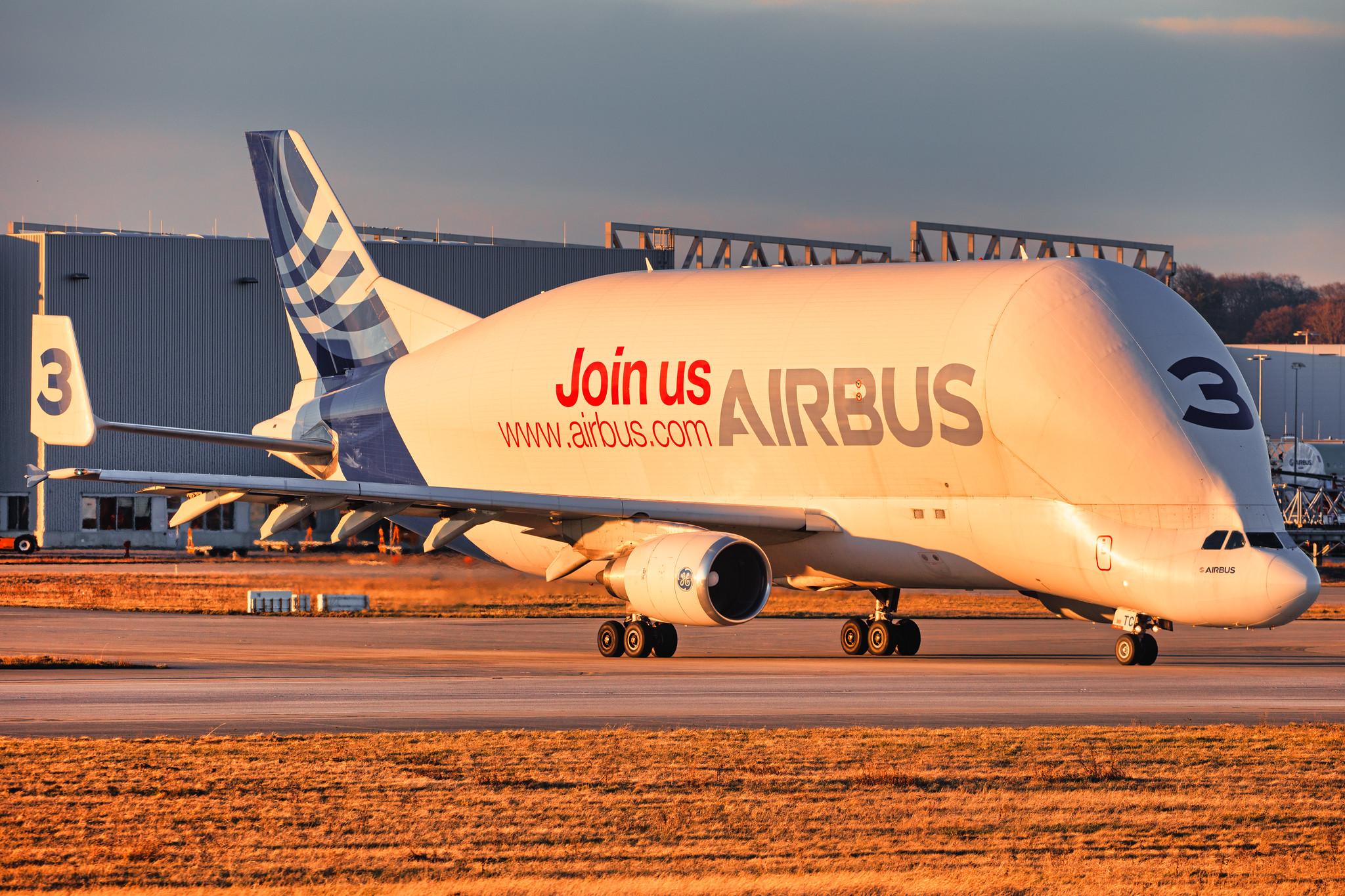 Hamburg Finkenwerder: Airbus Transport International (4Y / BGA) |  Airbus A300-608ST Beluga A3ST | F-GSTC | MSN 765