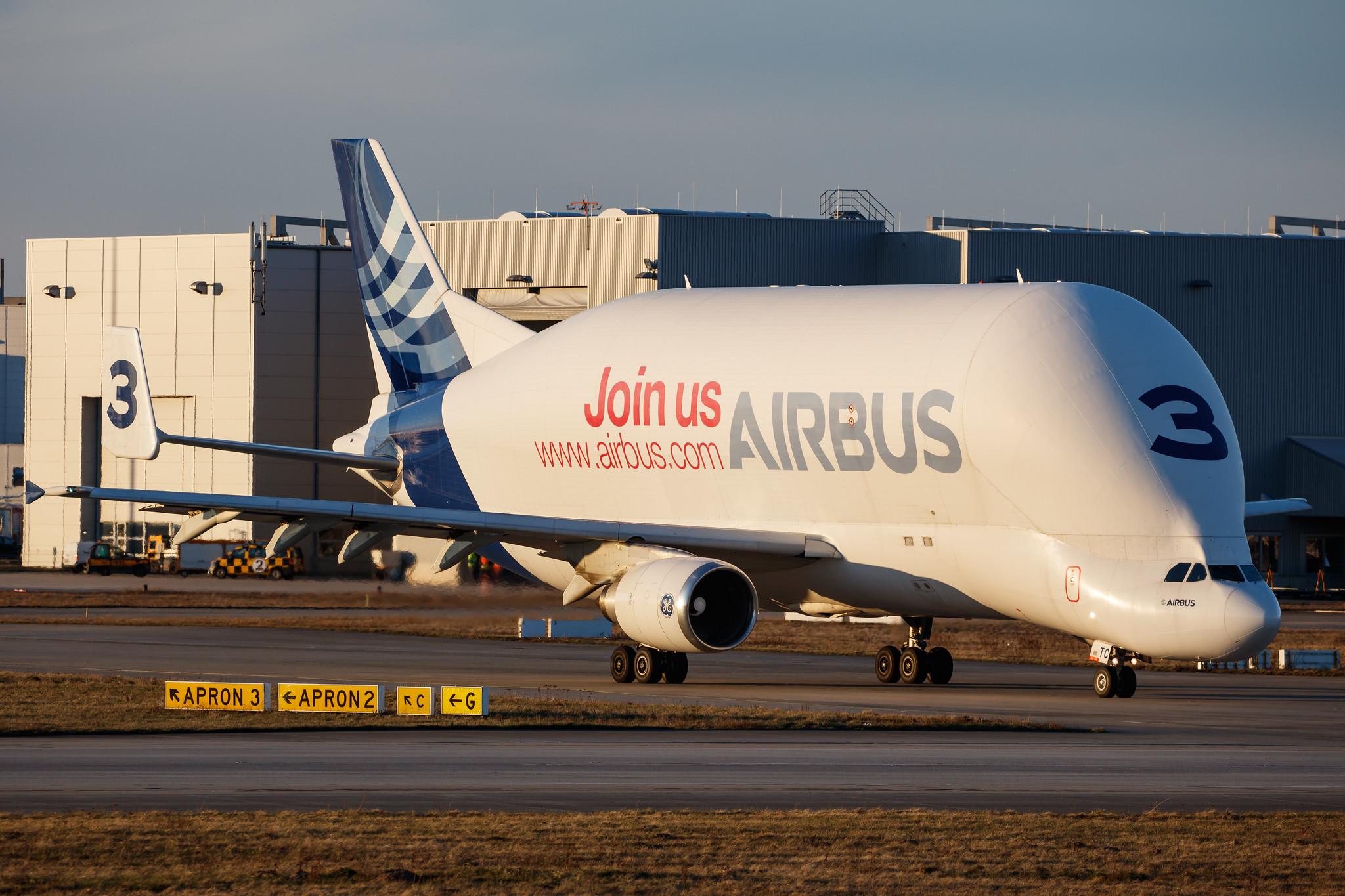 Hamburg Finkenwerder: Airbus Transport International (4Y / BGA) |  Airbus A300-608ST Beluga A3ST | F-GSTC | MSN 765