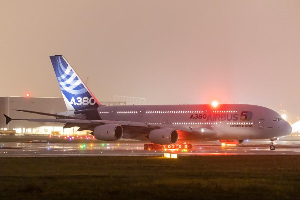 Hamburg Finkenwerder: Airbus (/ AIB) |  Airbus A380-841 A388 | F-WWOW | MSN 001