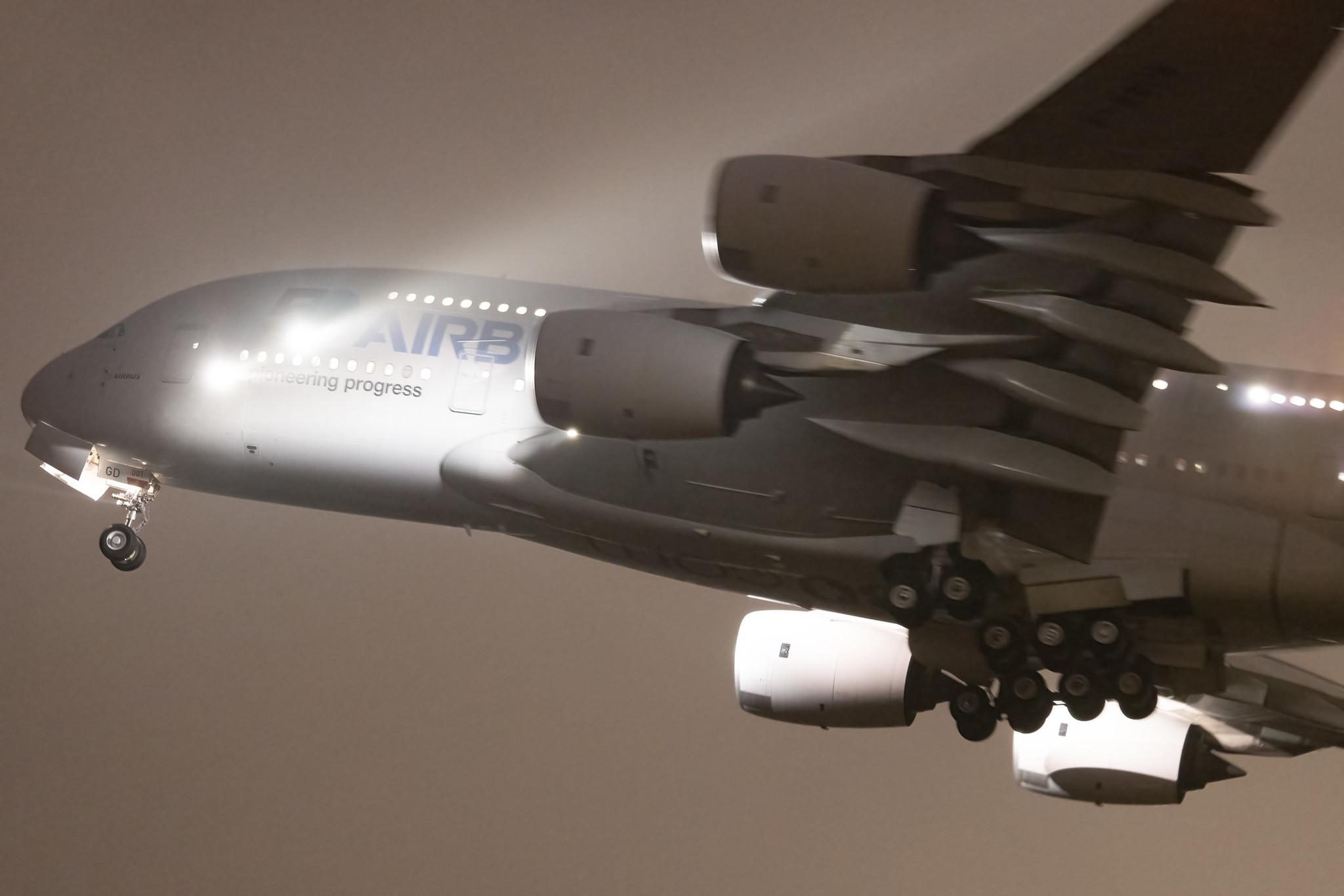 Hamburg Finkenwerder: Airbus (/ AIB) |  Airbus A380-841 A388 | F-WWOW | MSN 001