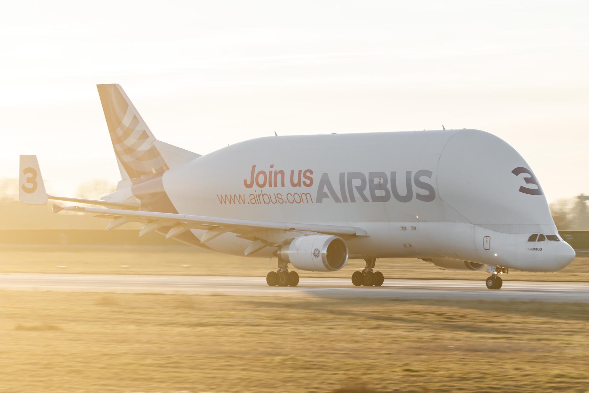 Hamburg Finkenwerder: Airbus Transport International (4Y / BGA) |  Airbus A300-608ST Beluga A3ST | F-GSTC | MSN 765