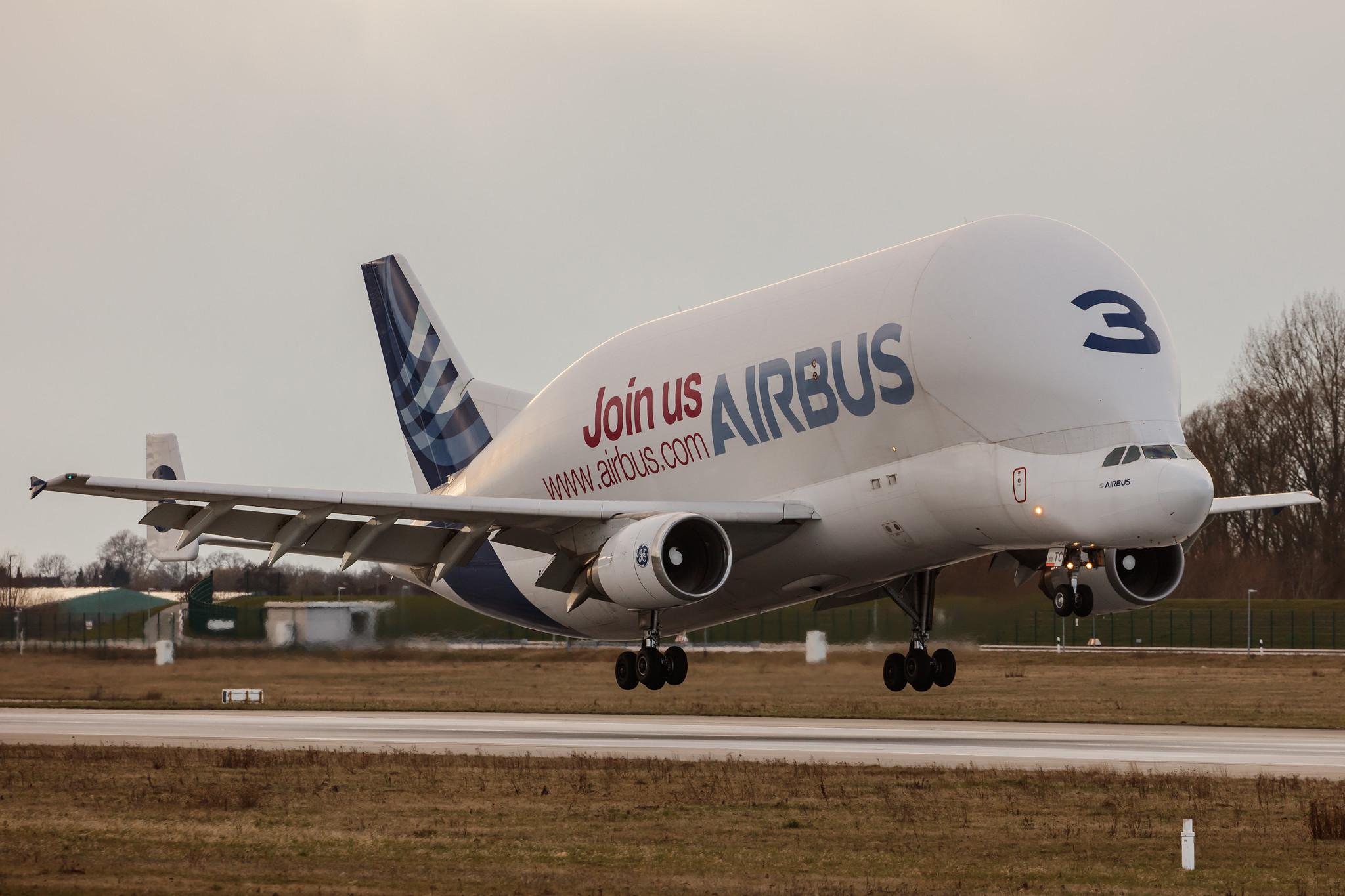 Hamburg Finkenwerder: Airbus Transport International (4Y / BGA) |  Airbus A300-608ST Beluga A3ST | F-GSTC | MSN 765