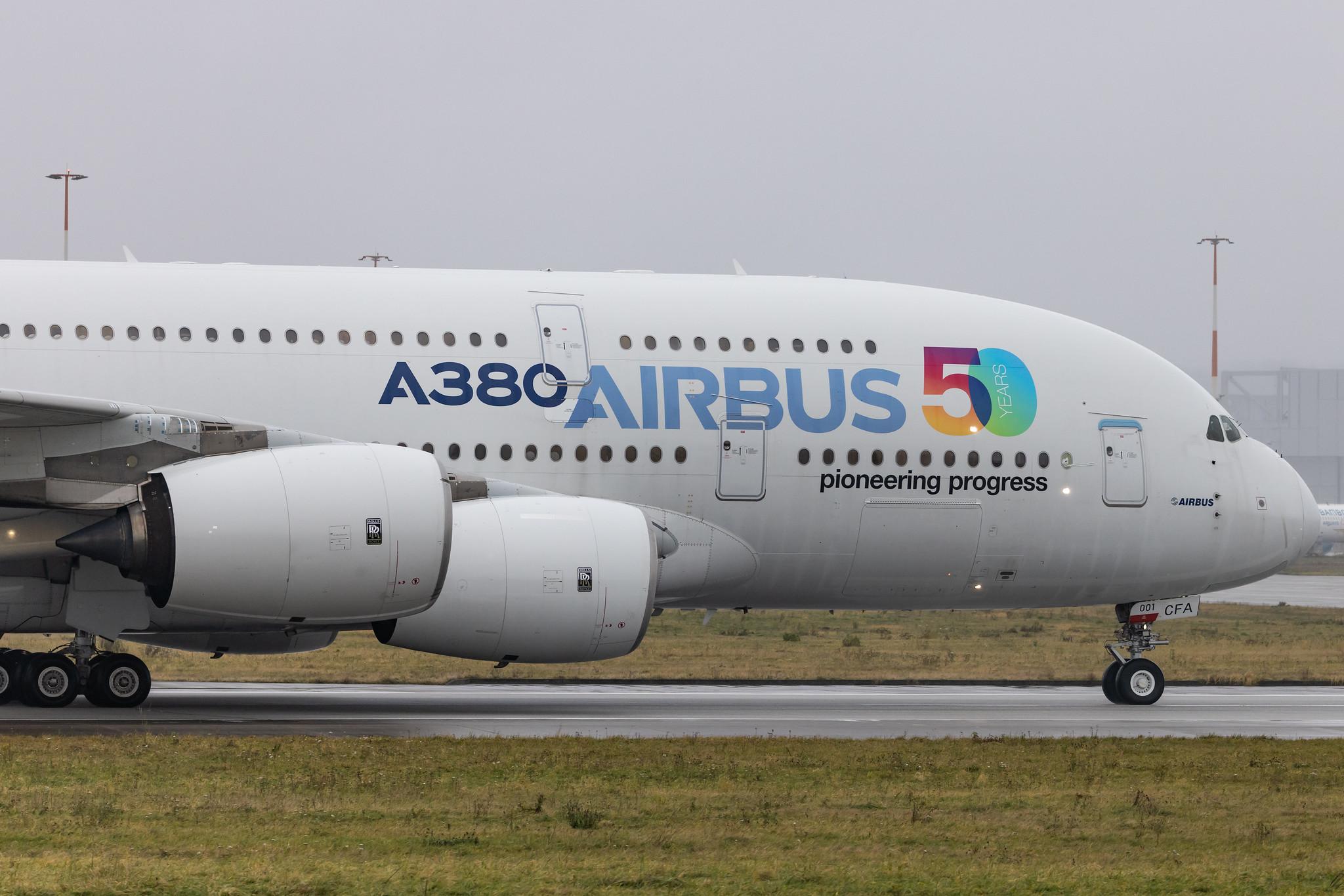 Hamburg Finkenwerder: Airbus (/ AIB) |  Airbus A380-841 A388 | F-WWOW | MSN 001