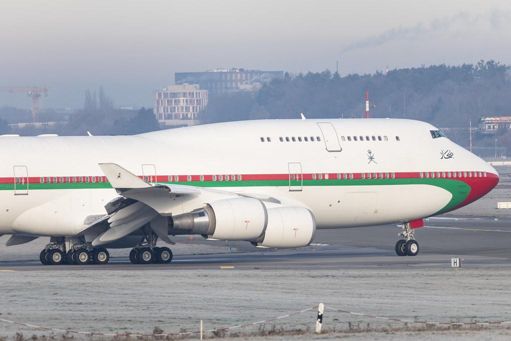 Hamburg Airport: Royal Flight of Oman |  Boeing 747-430 B744 | A4O-OMN | MSN 32445