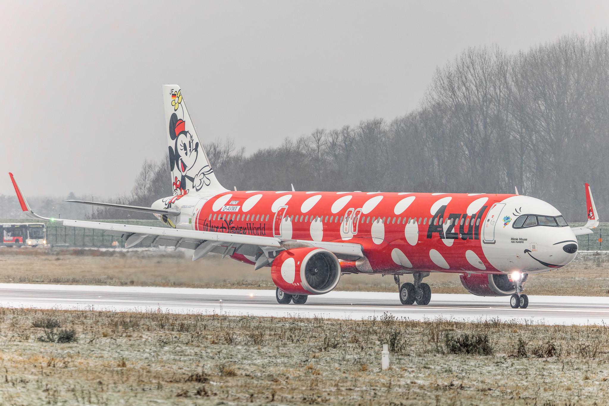 Hamburg Finkenwerder: Azul Linhas Aéreas Brasileiras  (AD / AZU) | Livery: Minnie Mouse - Walt Disney World | Airbus A321-251NX A21N | D-AVWX (PR-YJF) | MSN 10793