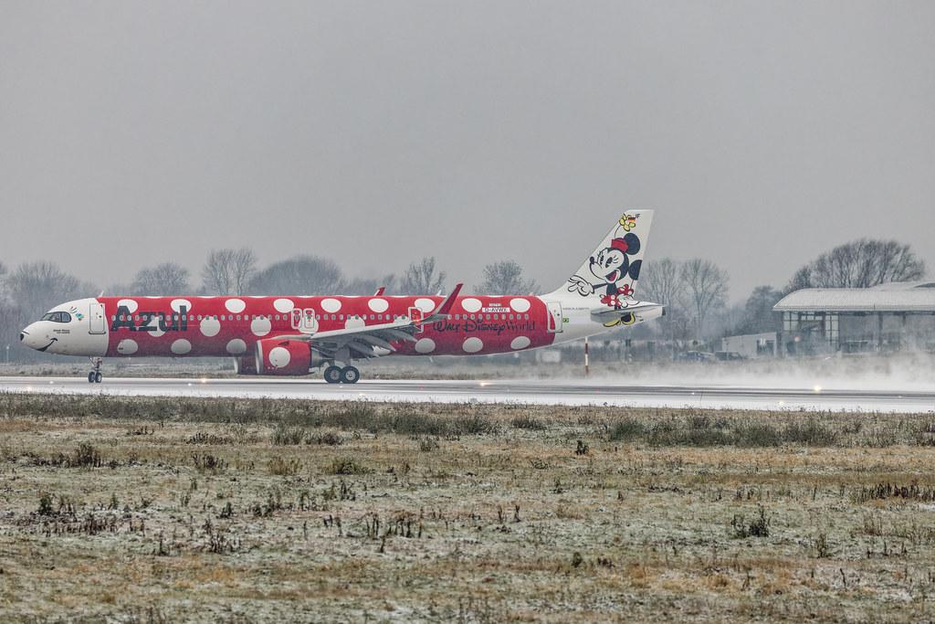 Hamburg Finkenwerder: Azul Linhas Aéreas Brasileiras  (AD / AZU) | Livery: Minnie Mouse - Walt Disney World | Airbus A321-251NX A21N | D-AVWX (PR-YJF) | MSN 10793
