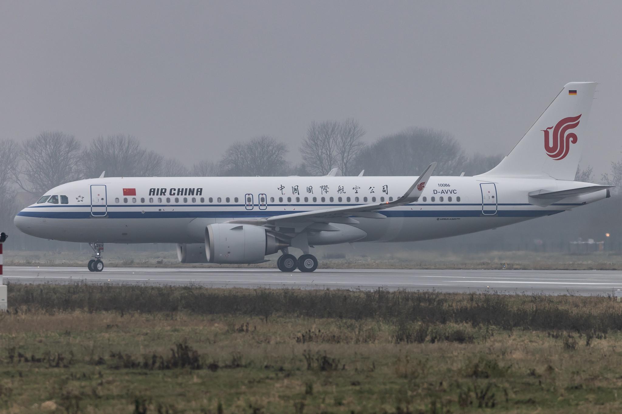 Hamburg Finkenwerder: Air China (CA / CCA) |  Airbus A320-251N A20N | D-AVVC (B-326V) | MSN 10086