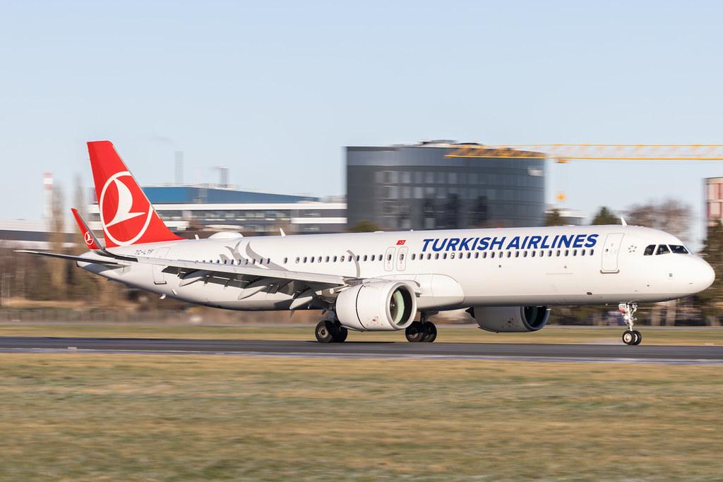 Hamburg Airport: Turkish Airlines (TK / THY) |  Airbus A321-271NX A21N | TC-LTF | MSN 10346
