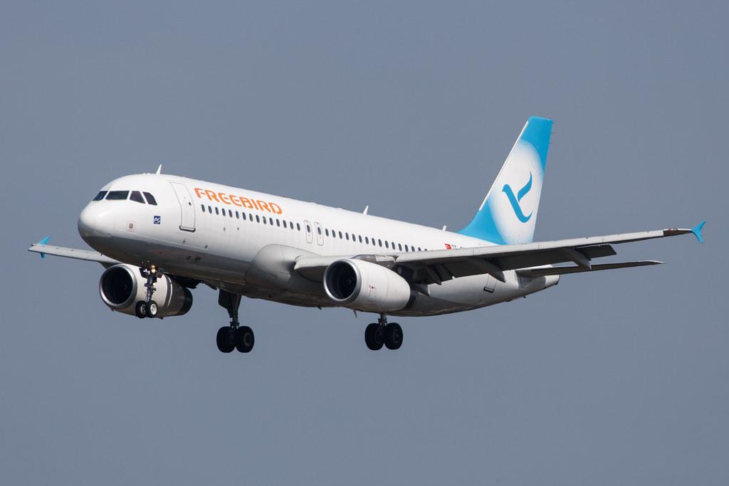 Hamburg Airport: Freebird Airlines (FH / FHY) |  Airbus A320-232 A320 | TC-FHG | MSN 2922