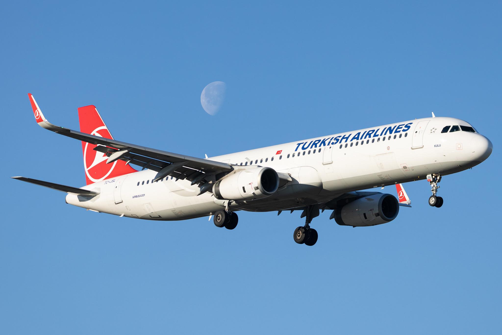 Hamburg Airport: Turkish Airlines (TK / THY) |  Airbus A321-231 A321 | TC-JSL | MSN 5667