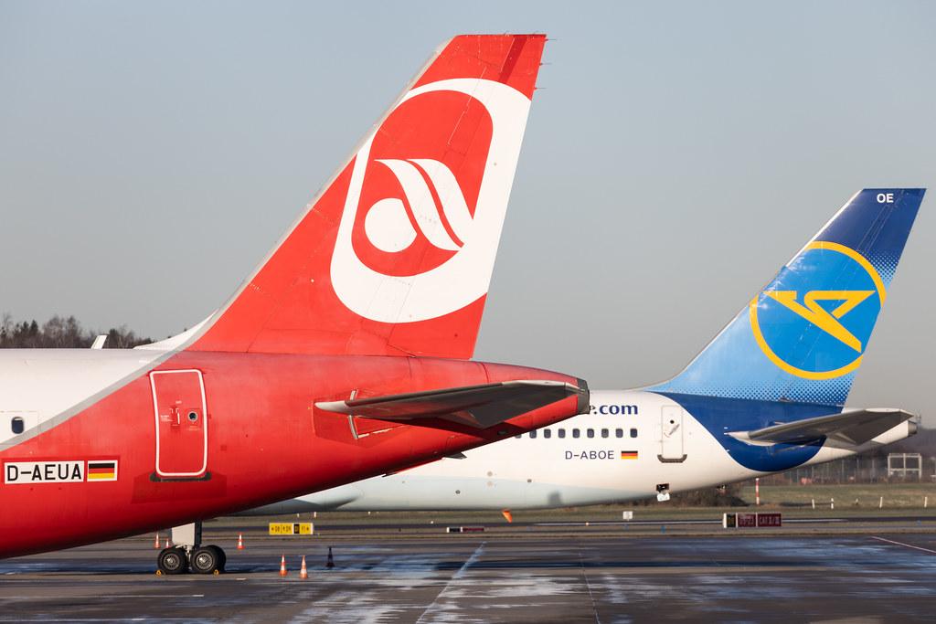 Hamburg Airport: Airberlin/Condor-Tails