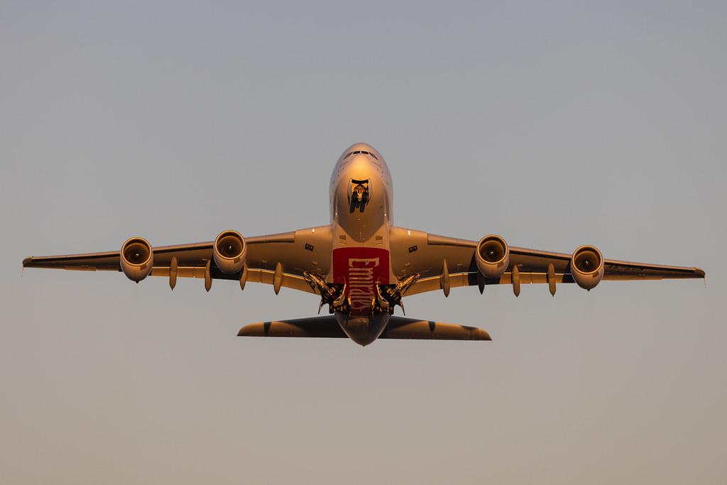 Hamburg Airport: Emirates (EK / UAE) |  Livery: Expo 2020 - Sustainability Livery |  Airbus A380-861 A388 | A6-EON | MSN 188