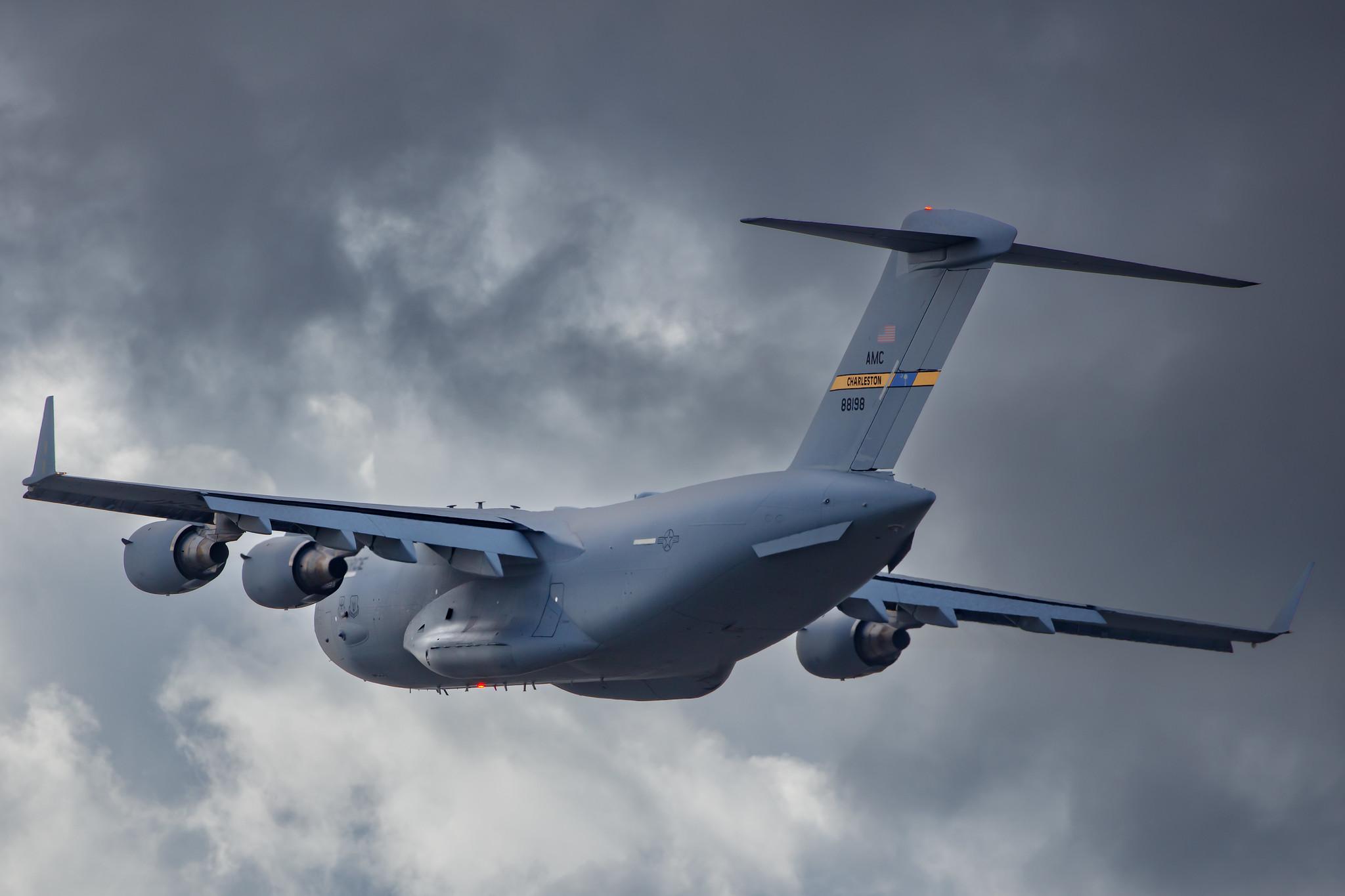 Flughafen Berlin Brandenburg: USAF United States Air Force | Boeing C-17A Globemaster III C17 | 08-8198 | MSN P-198