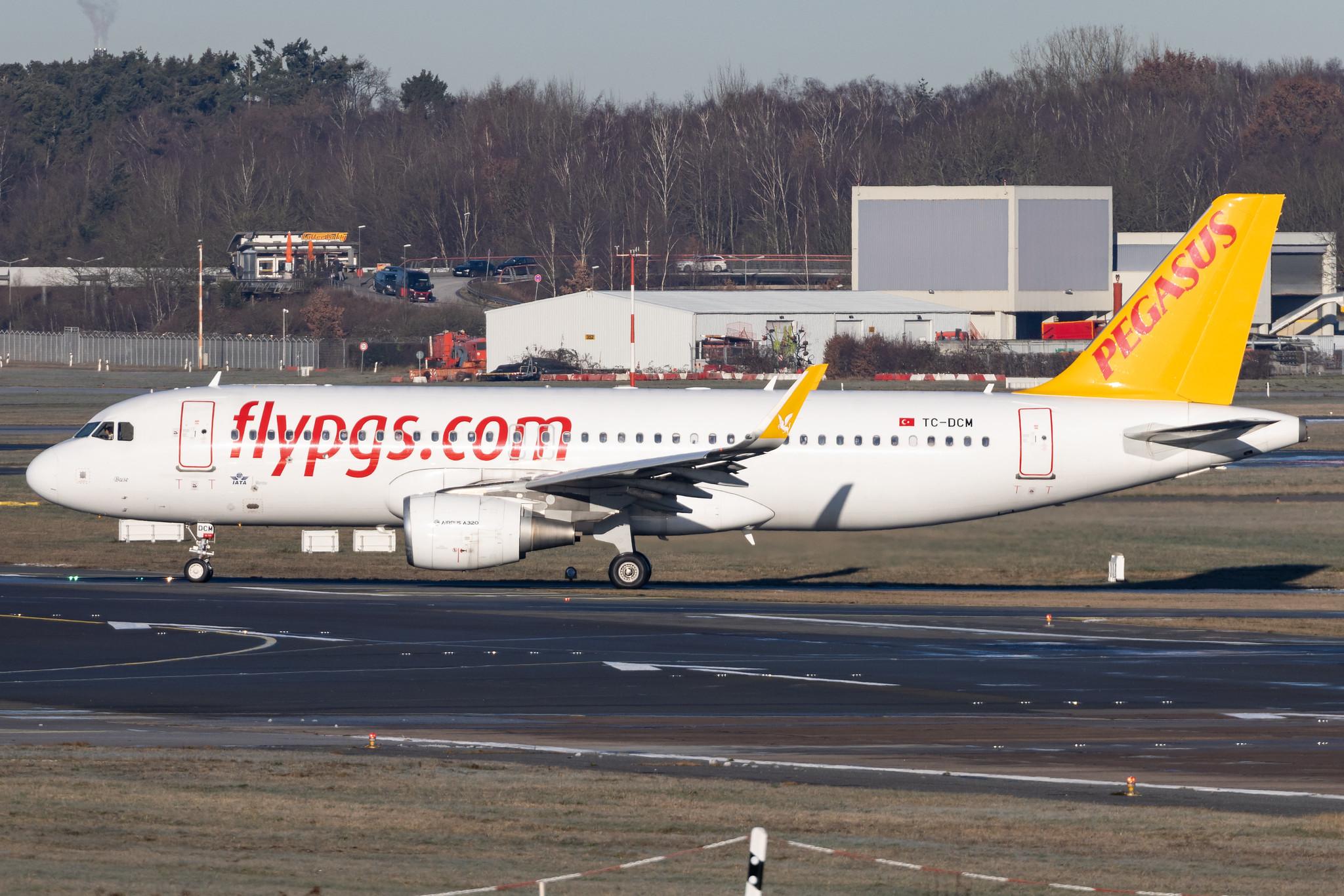 Hamburg Airport: Pegasus (PC / PGT) | Operator: Pegasus Airlines |  Airbus A320-214 A320 | TC-DCM | MSN 7200