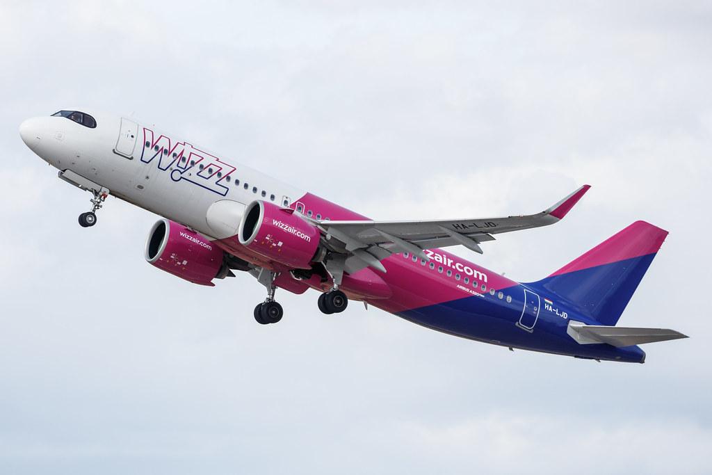 Flughafen Berlin Brandenburg: Wizz Air (W6 / WZZ) |  Airbus A320-271N A20N | HA-LJD | MSN 10129