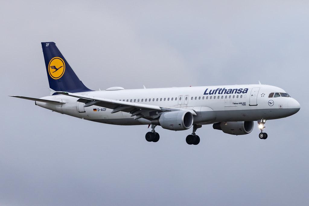 Hamburg Airport: Lufthansa (LH / DLH) |  Airbus A320-214 A320 | D-AIZF | MSN 4289