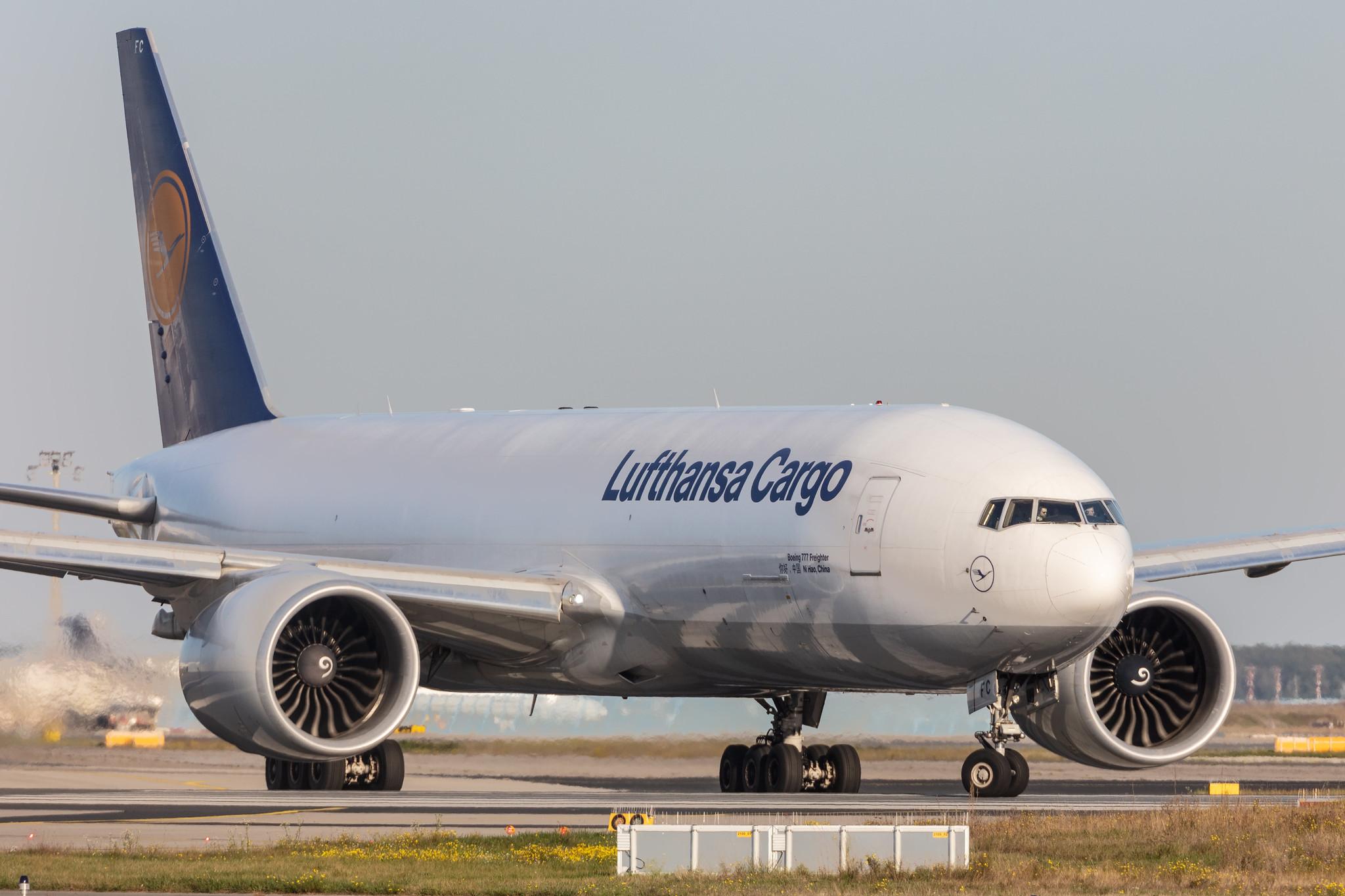 Frankfurt Airport: Lufthansa Cargo (/ GEC) |  Boeing 777-FBT B77L | D-ALFC | MSN 41676
