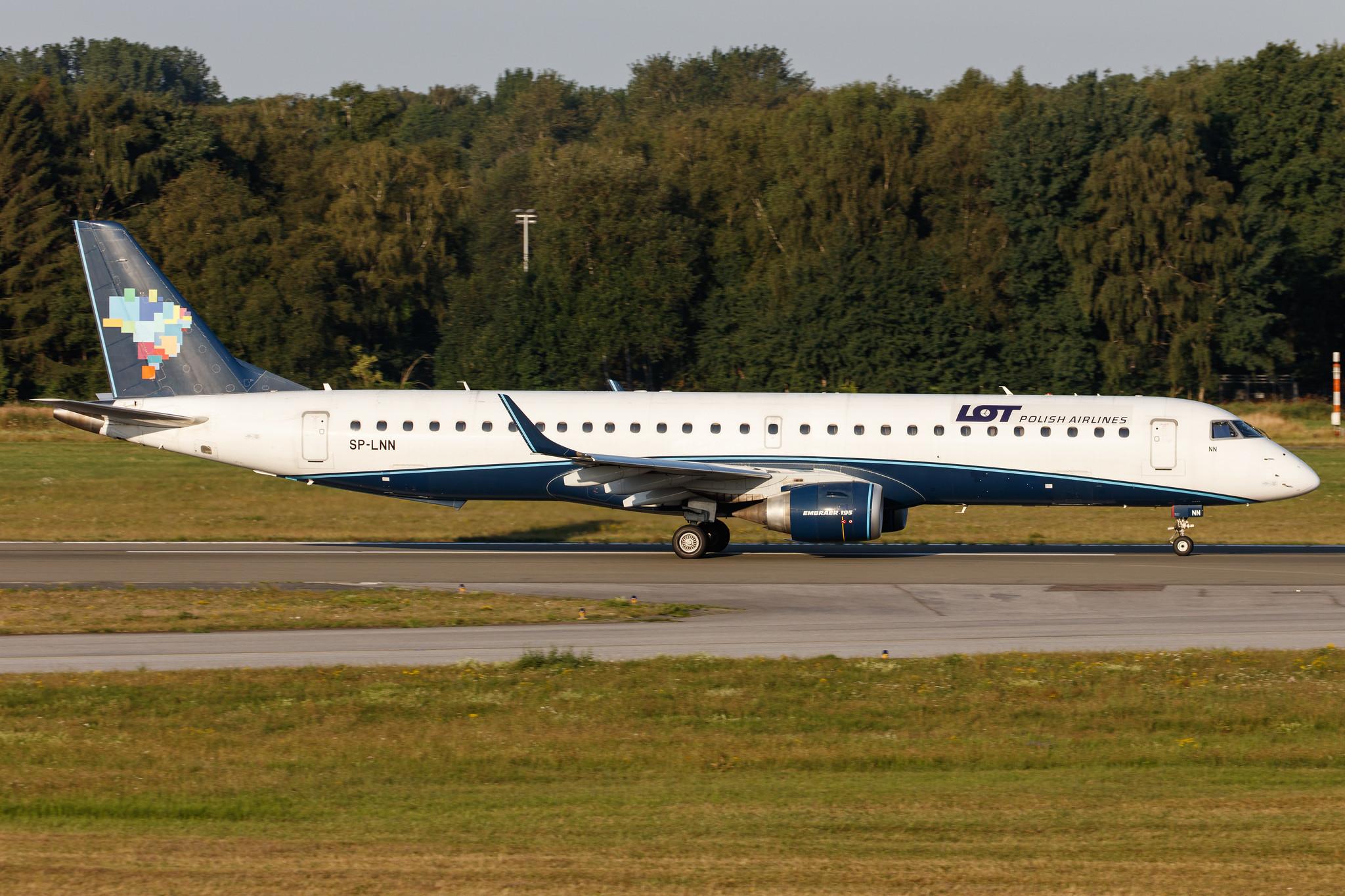 Hamburg Airport: LOT (LO / LOT) |  Embraer E195AR E195 | SP-LNN | MSN 19000413