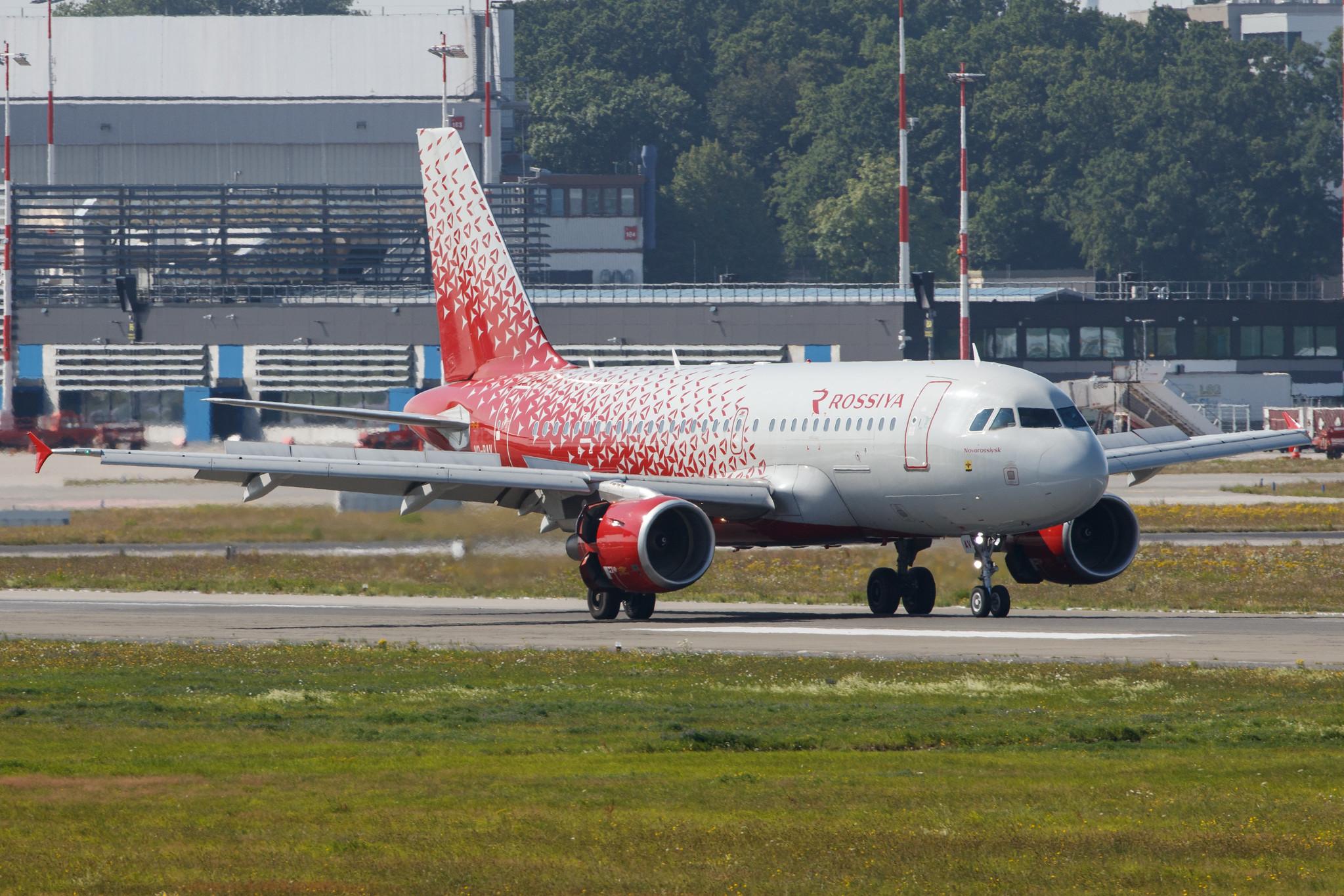 Hamburg Airport: Rossiya (FV / SDM) |  Airbus A319-111 A319 | VQ-BAV | MSN 01743