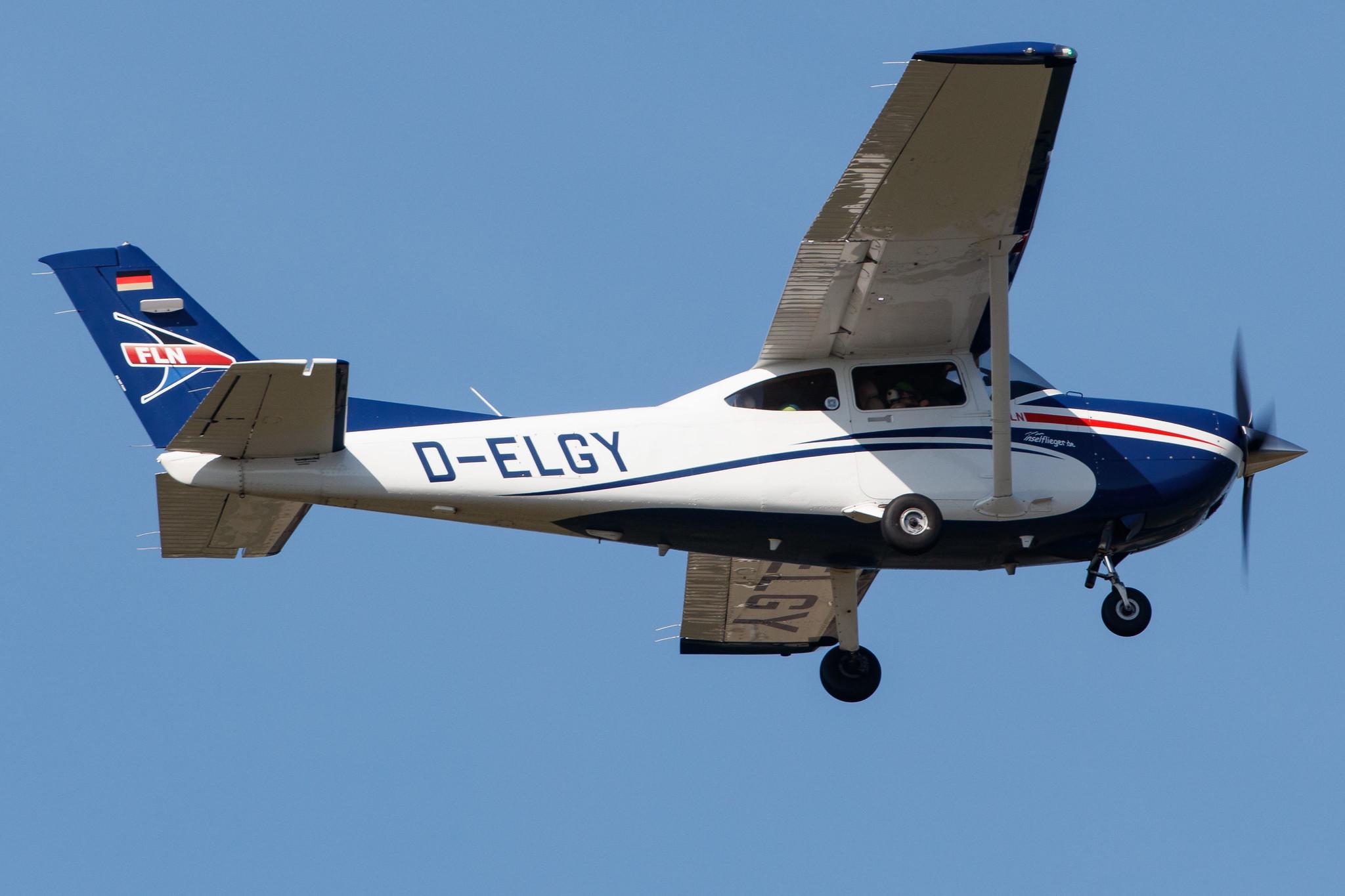 Hamburg Airport: FLN Frisia-Luftverkehr |  Cessna 182T Skylane C182 | D-ELGY | MSN 197-08729